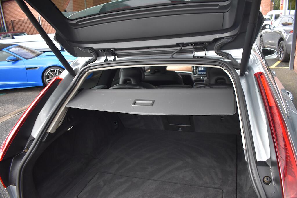 Volvo V90 view 52