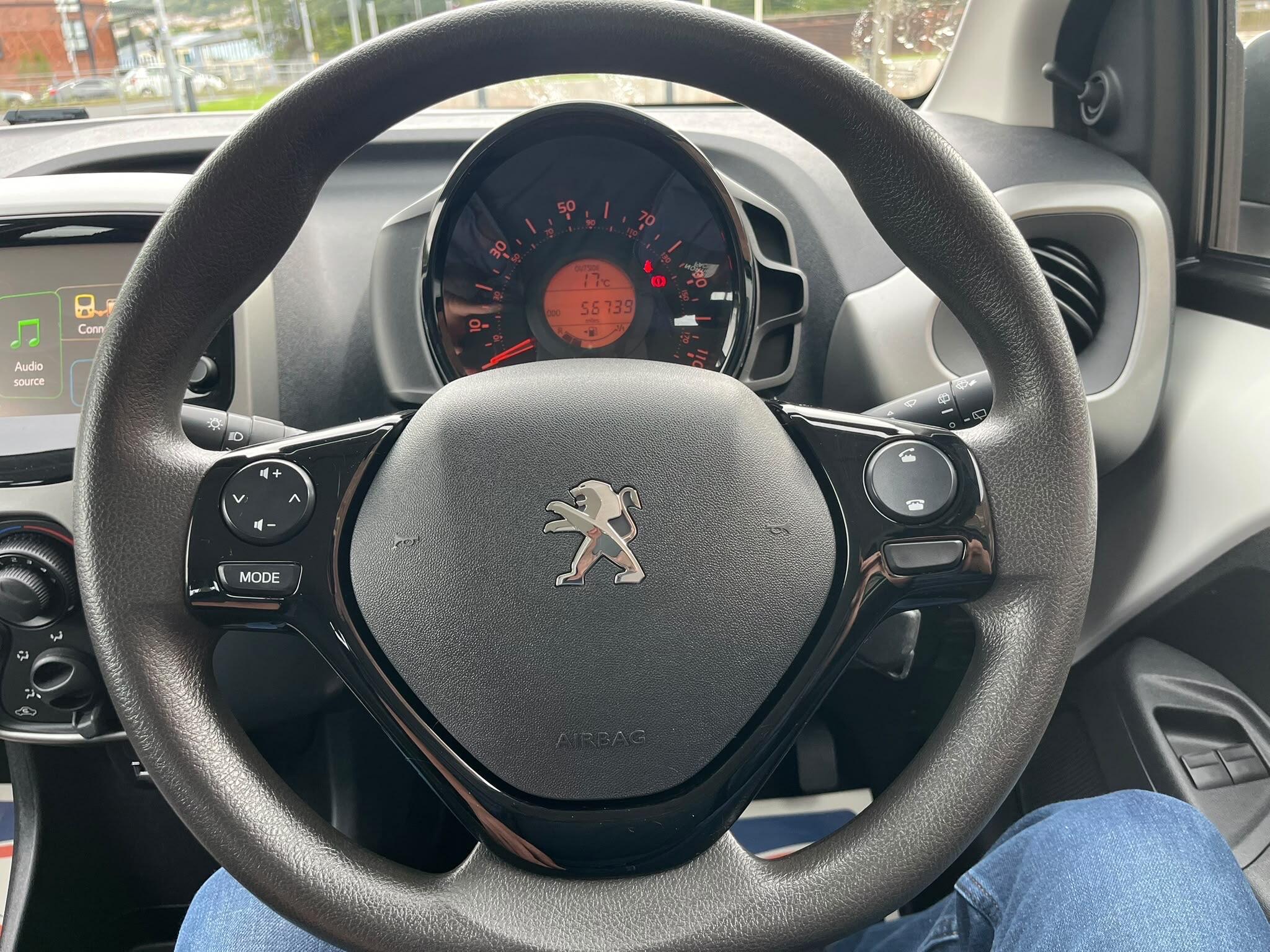 Peugeot 108 view 29