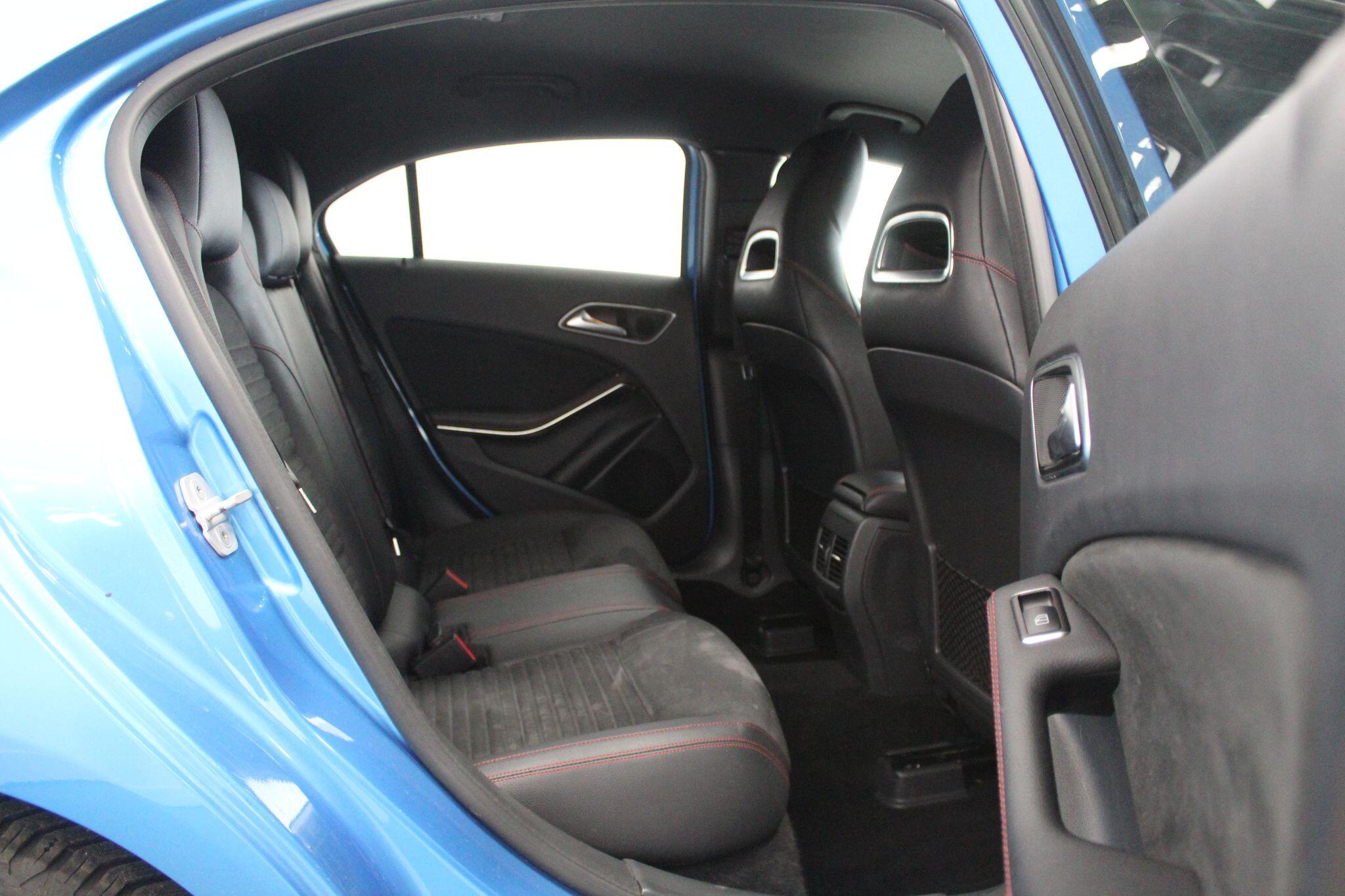 Mercedes-Benz A-Class view 52
