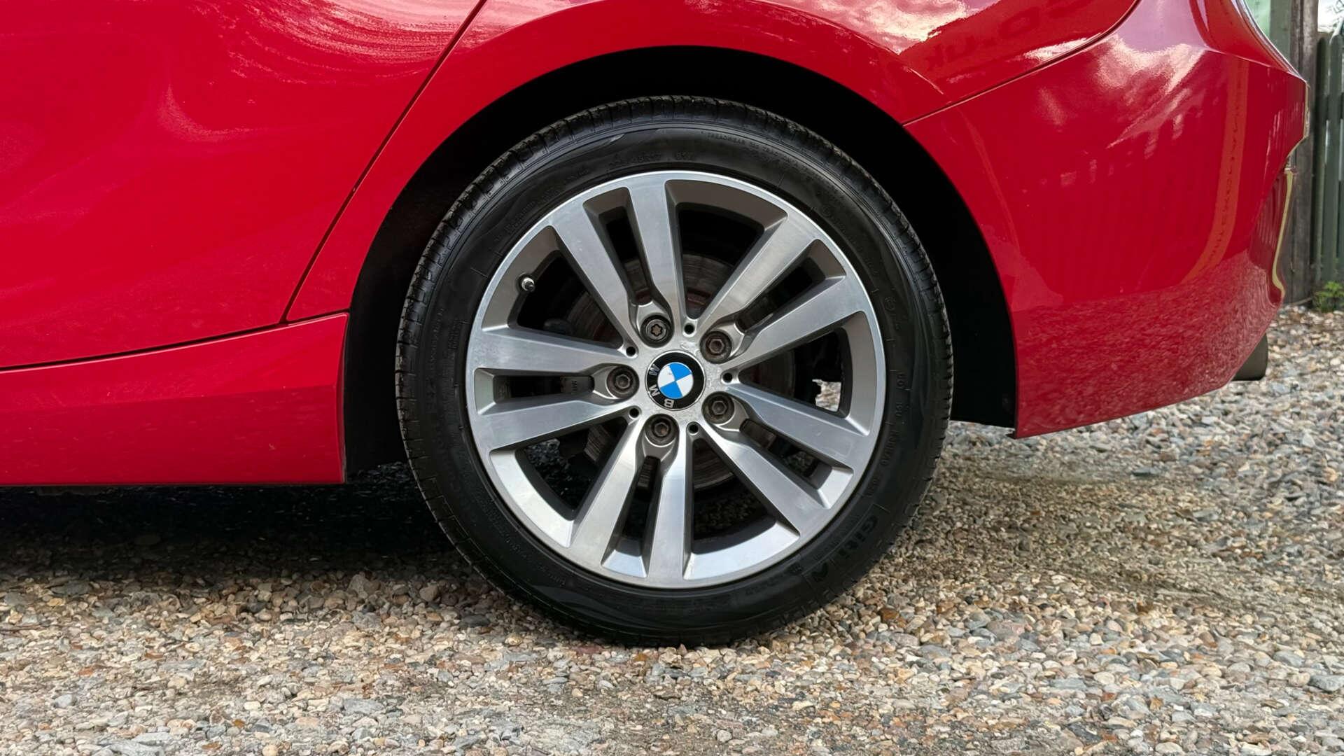 BMW 1 Series view 31
