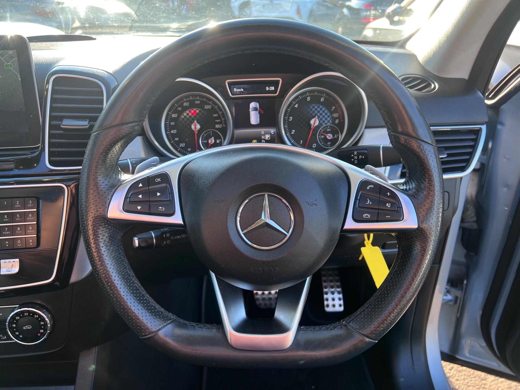 Mercedes-Benz Gle view 19