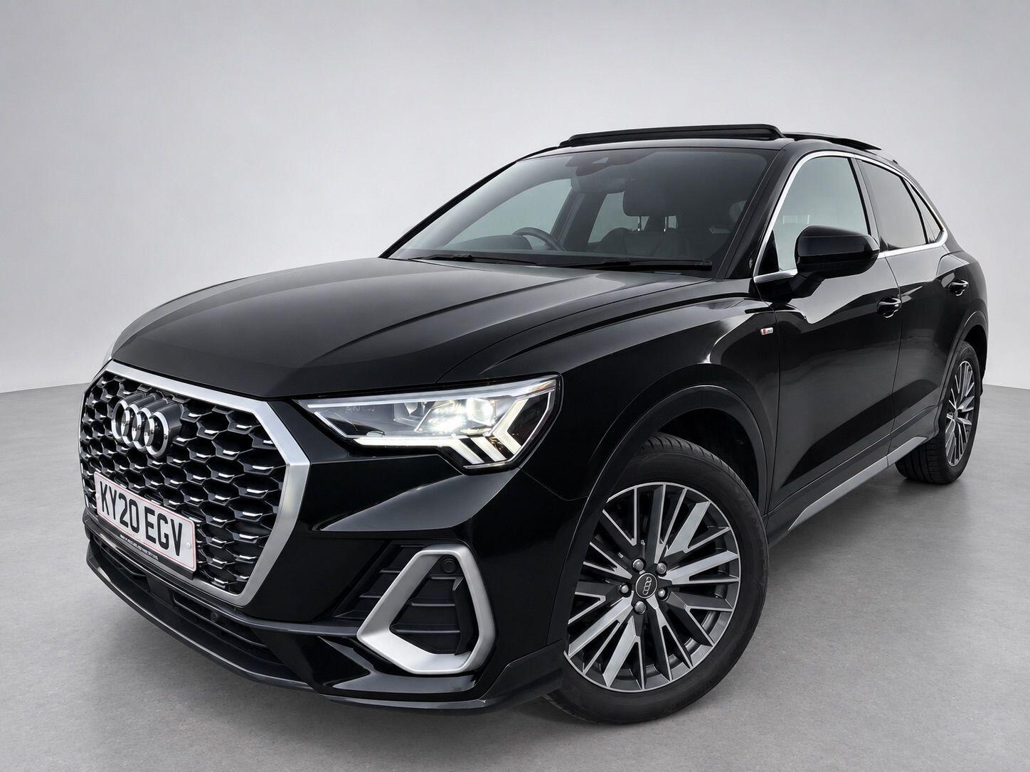Audi Q3 view 7
