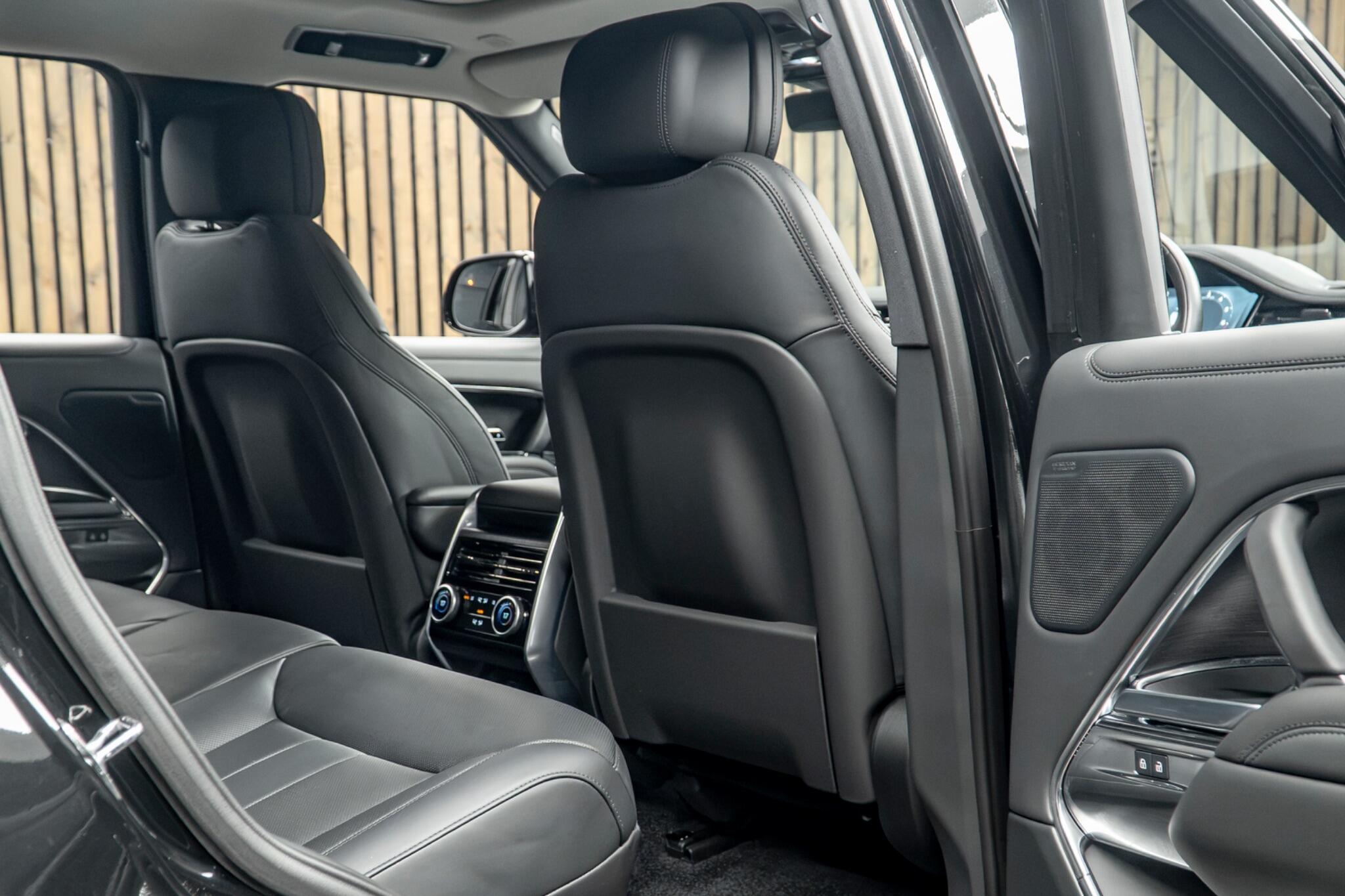 Land Rover Range Rover view 43
