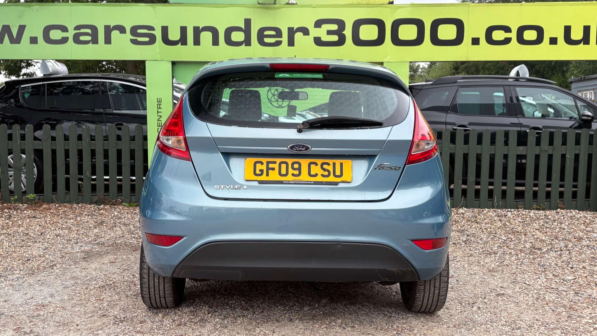 Ford Fiesta view 5