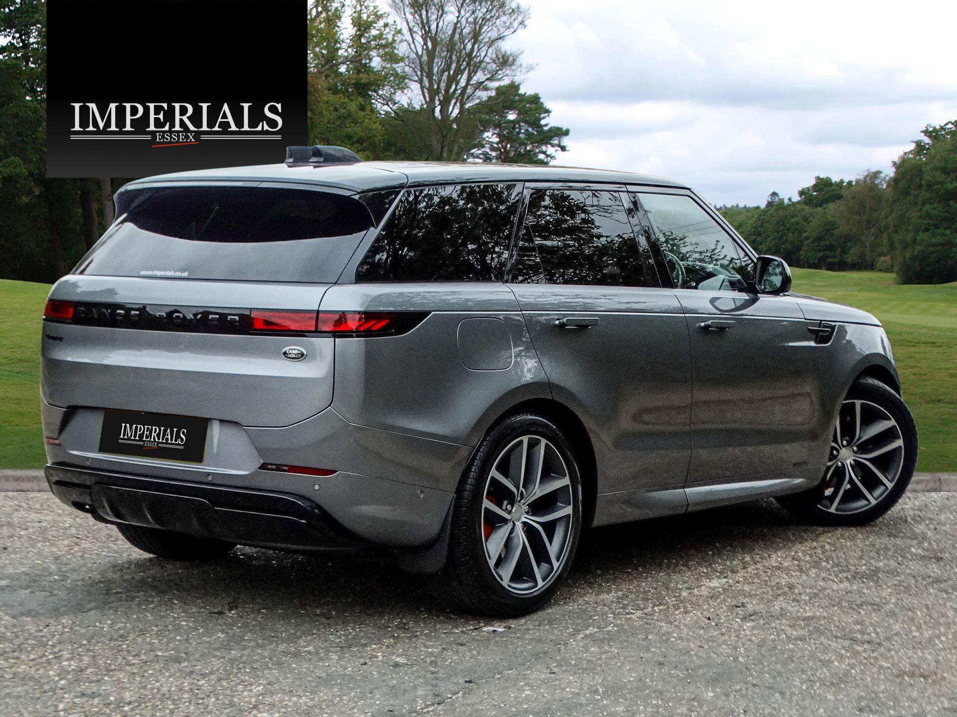 Land Rover Range Rover Sport view 4