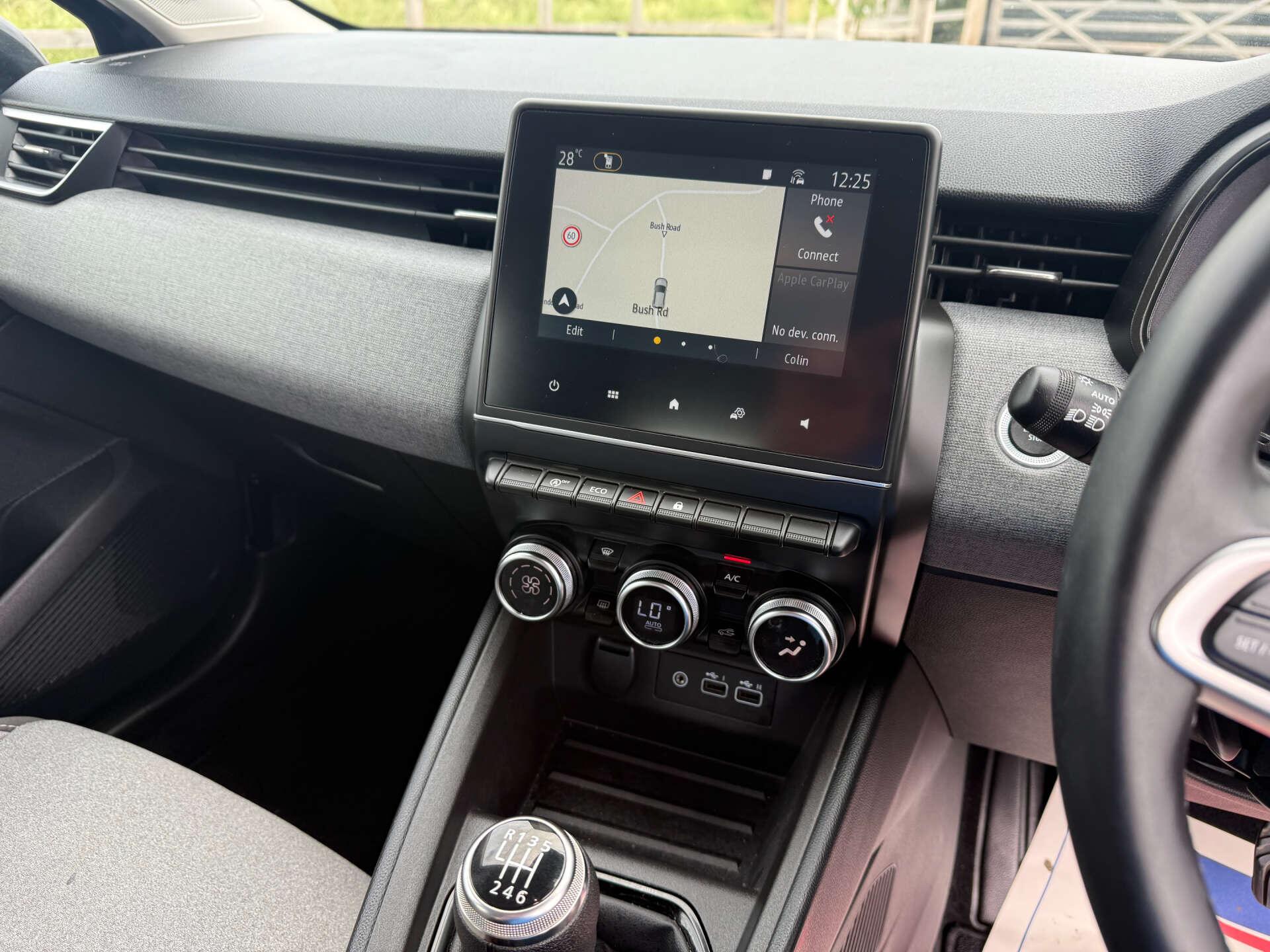 Renault Clio view 20