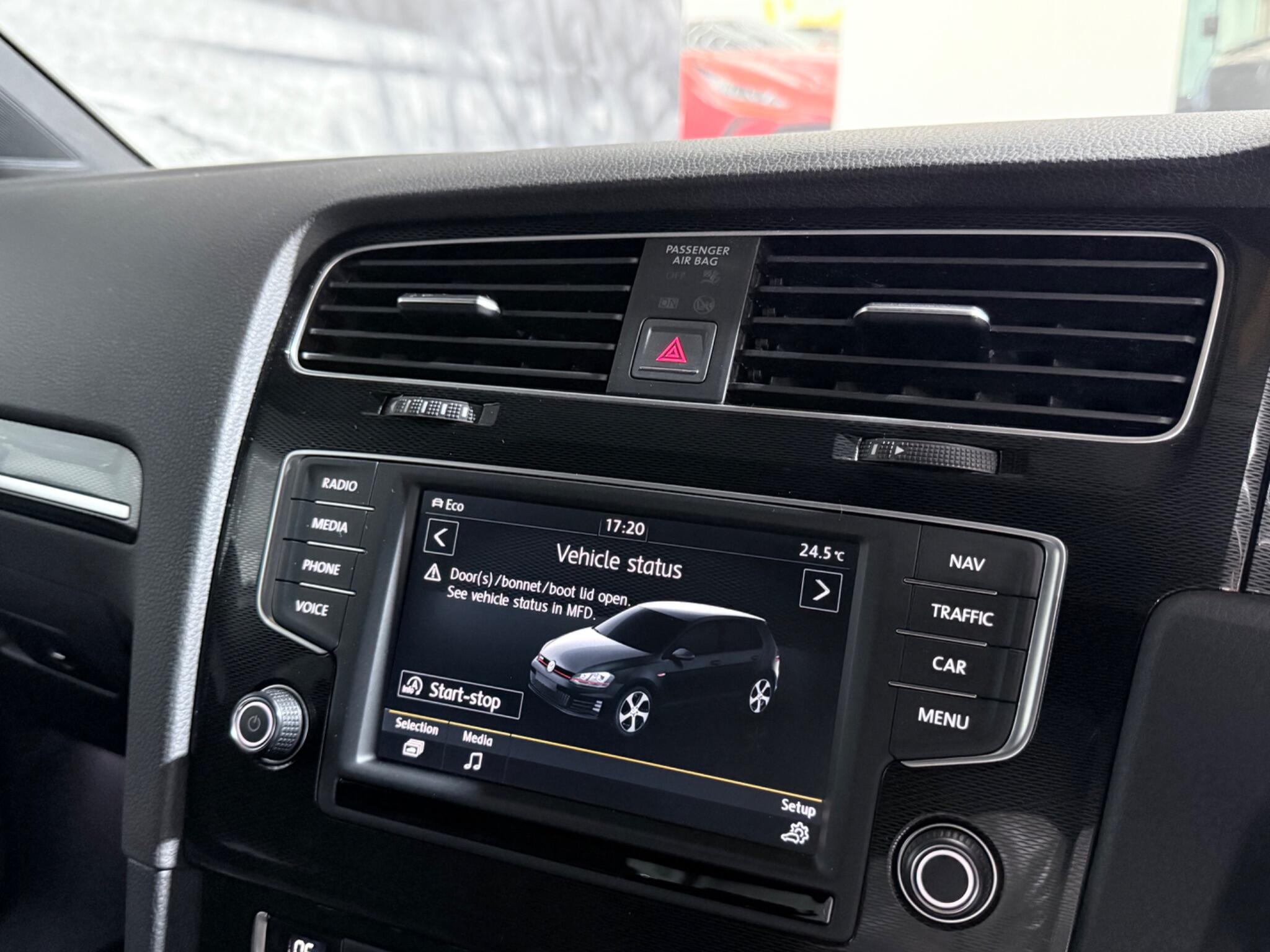 Volkswagen Golf view 49