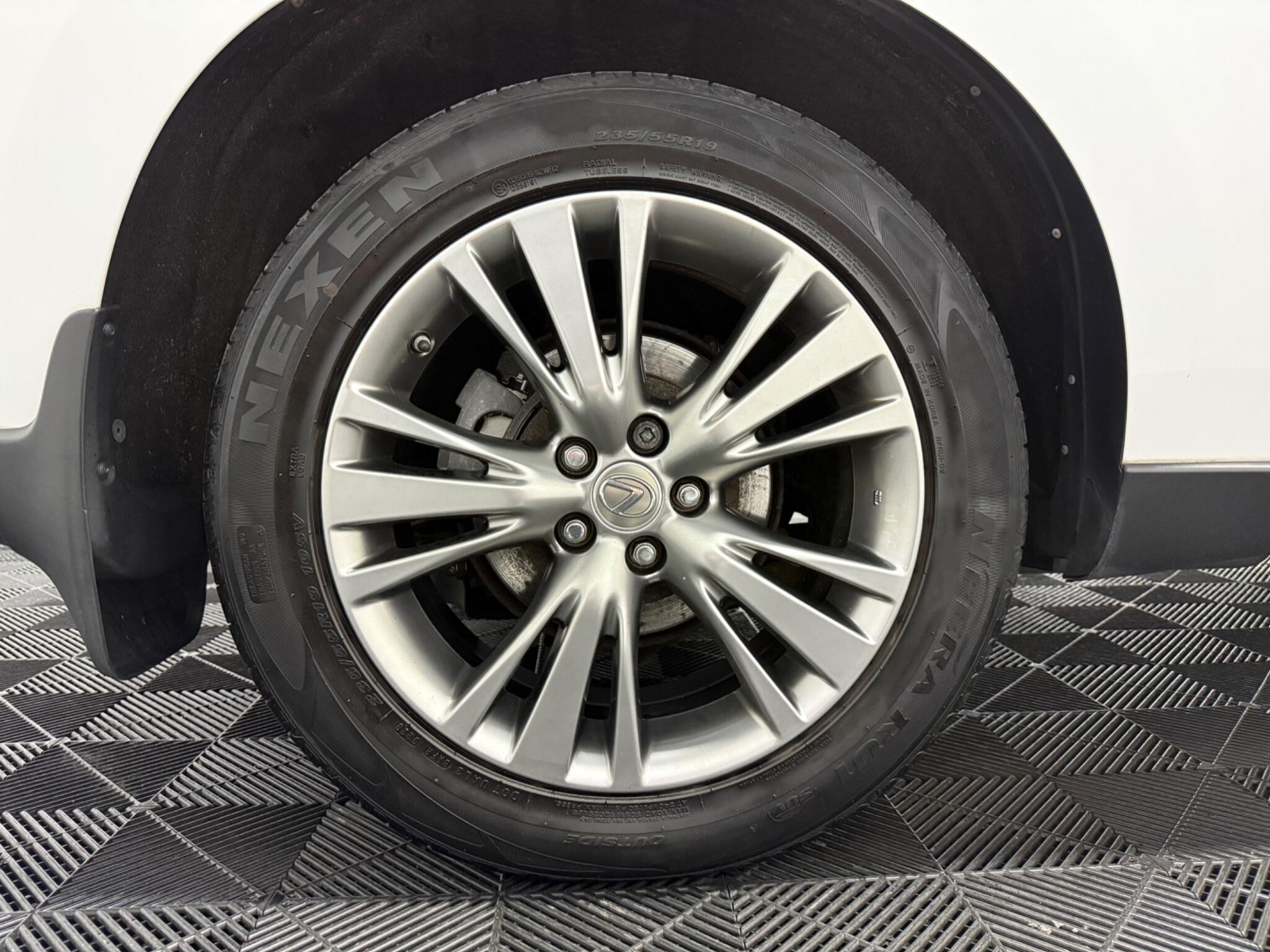 Lexus RX view 24