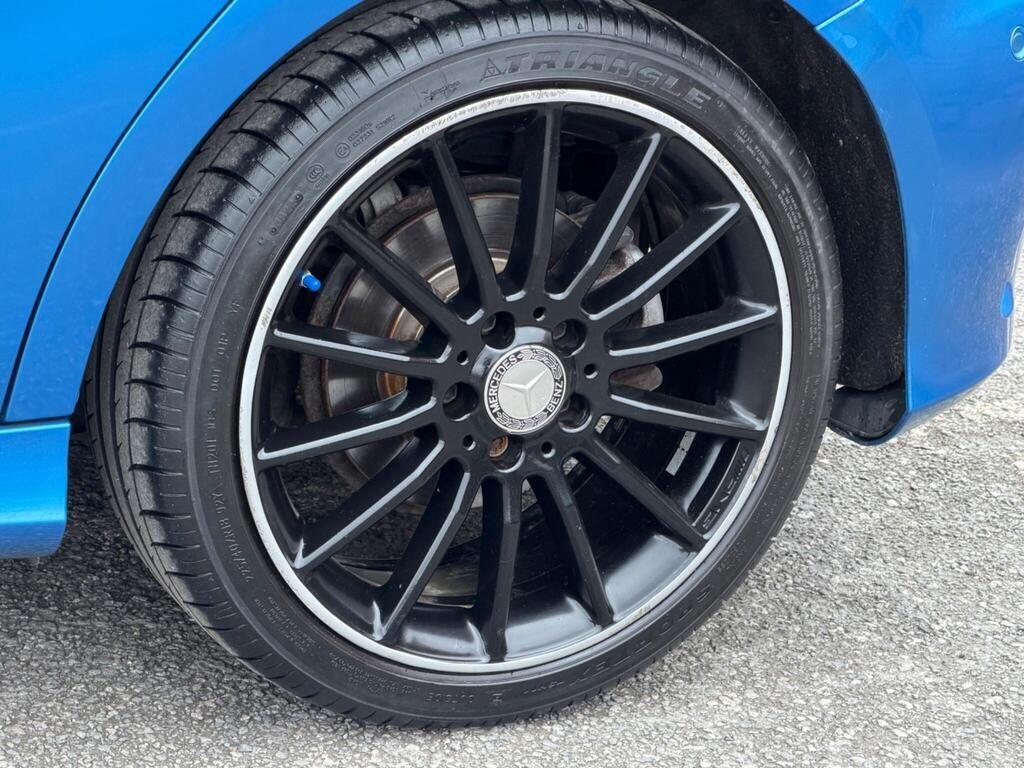 Mercedes-Benz A-Class view 26