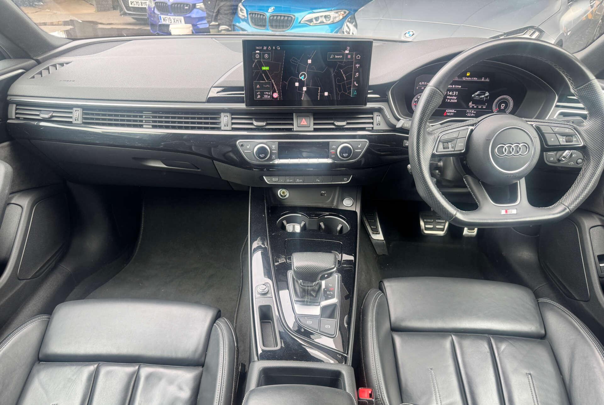 Audi A5 view 5