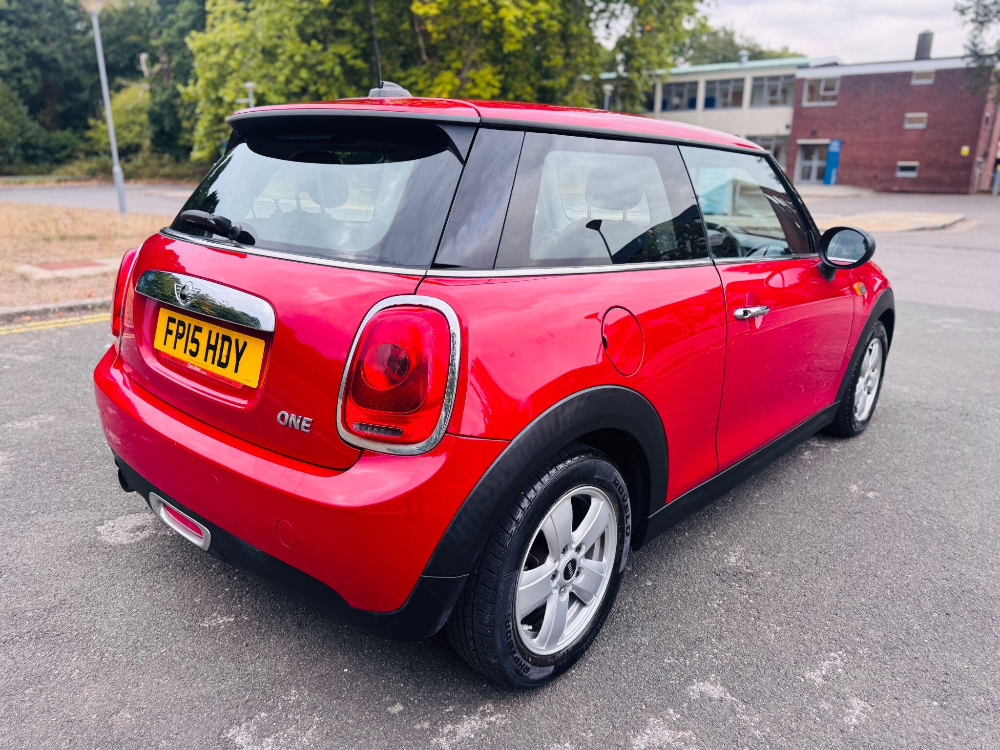 2015 MINI Hatch 1.2 One Euro 6 (s/s) 3dr • 114,000 miles image 3