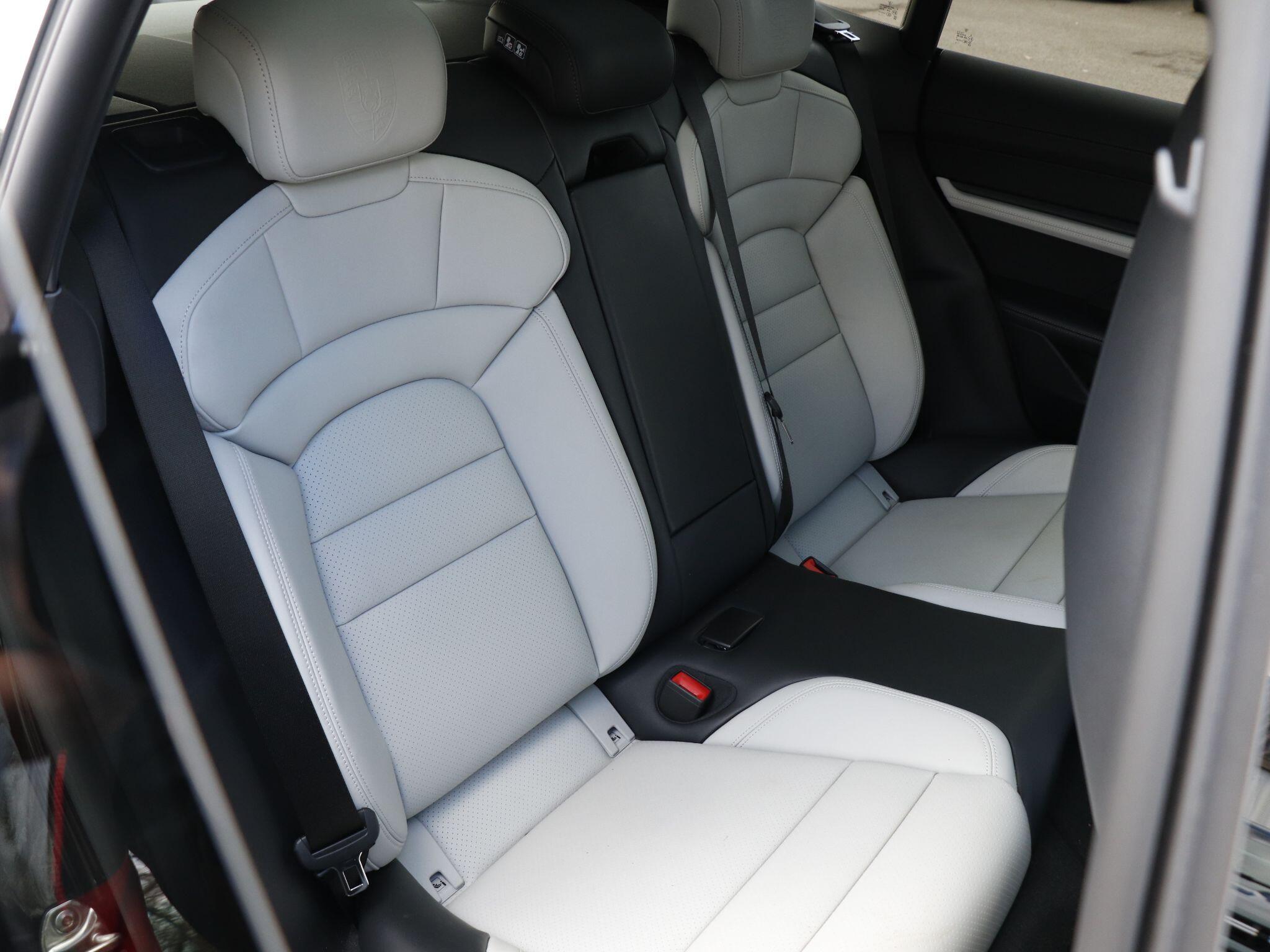 Porsche Taycan view 63