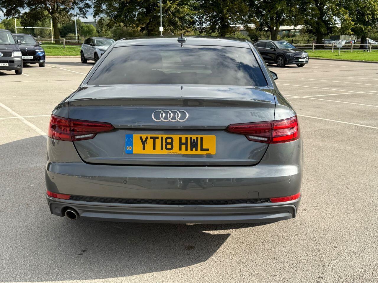 Audi A4 view 7