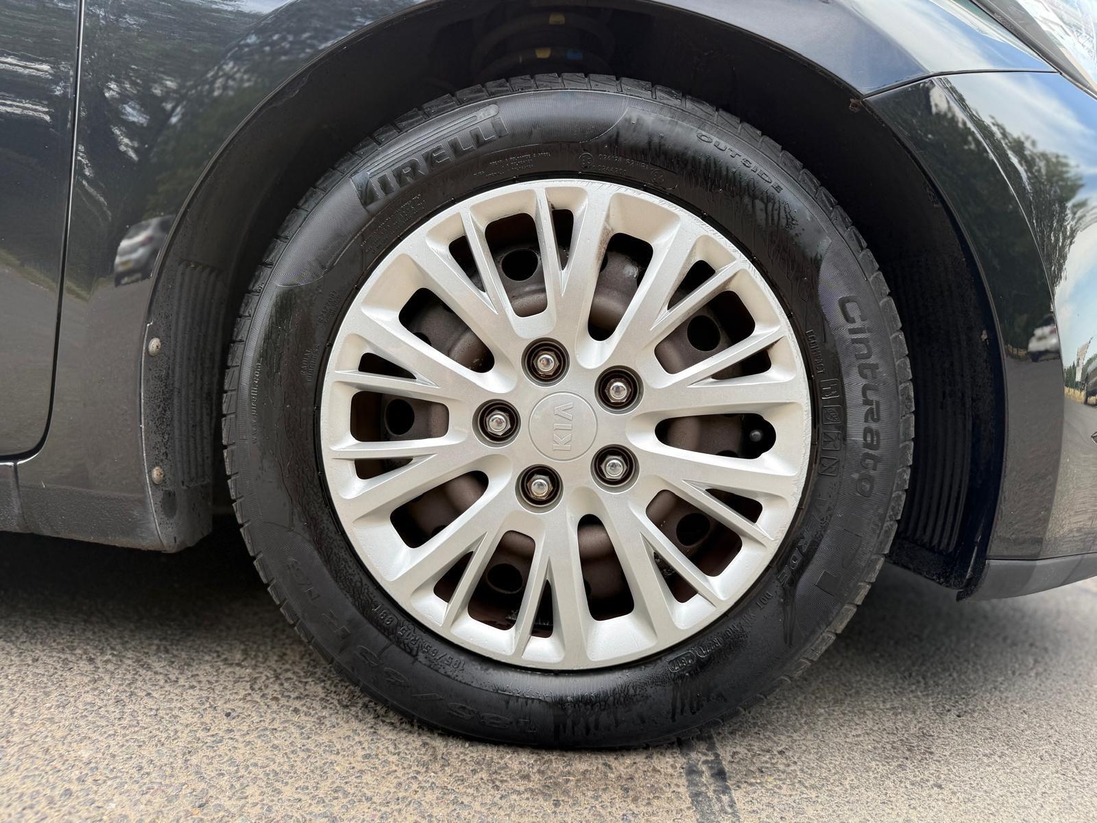 Kia Ceed view 38