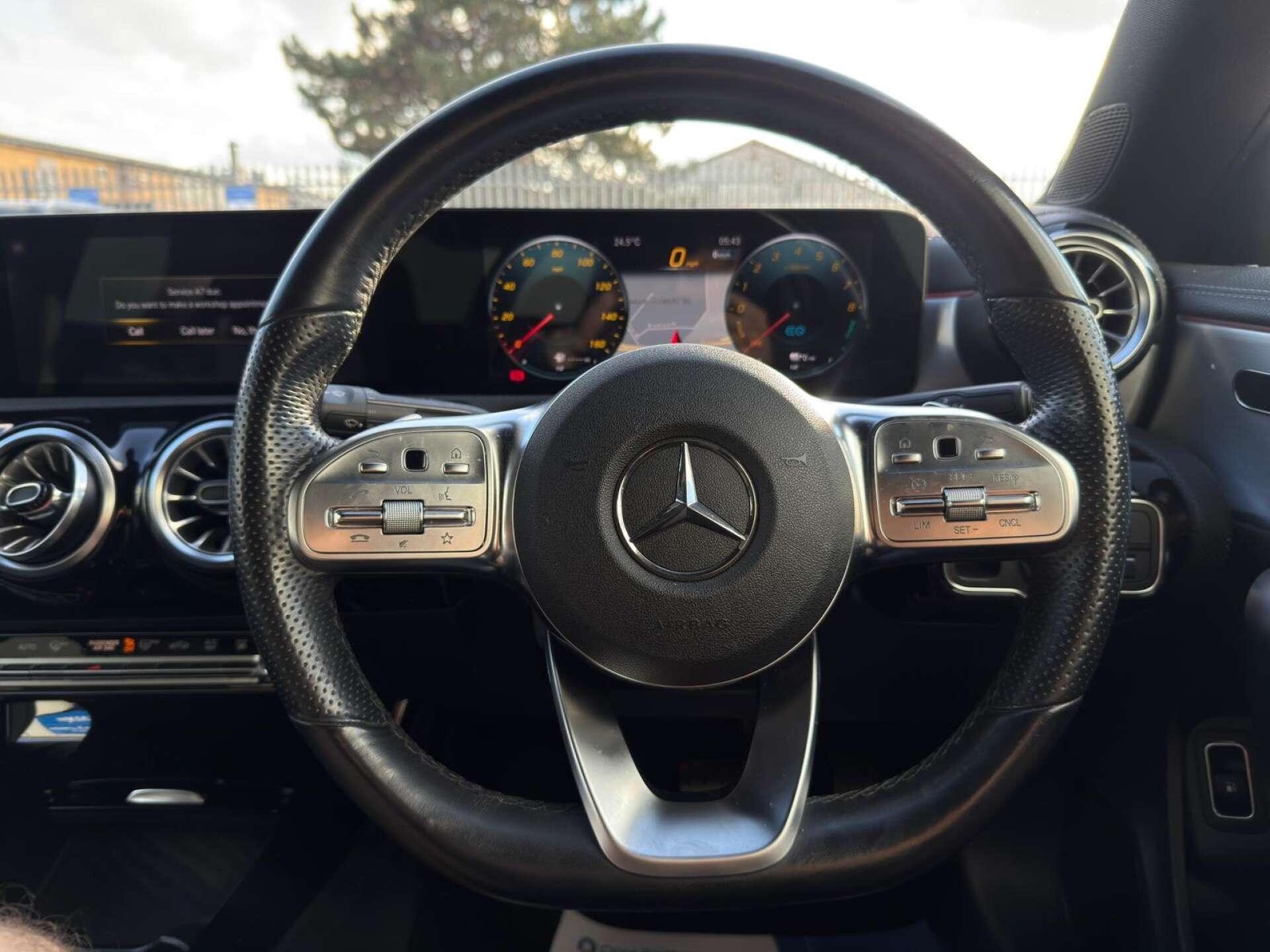 Mercedes-Benz Cla view 47