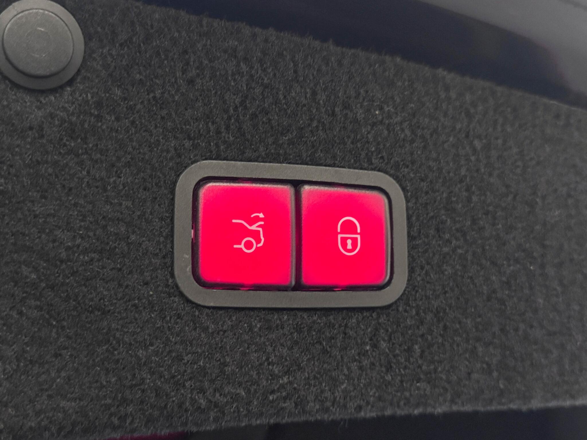 Mercedes-Benz S Class view 8