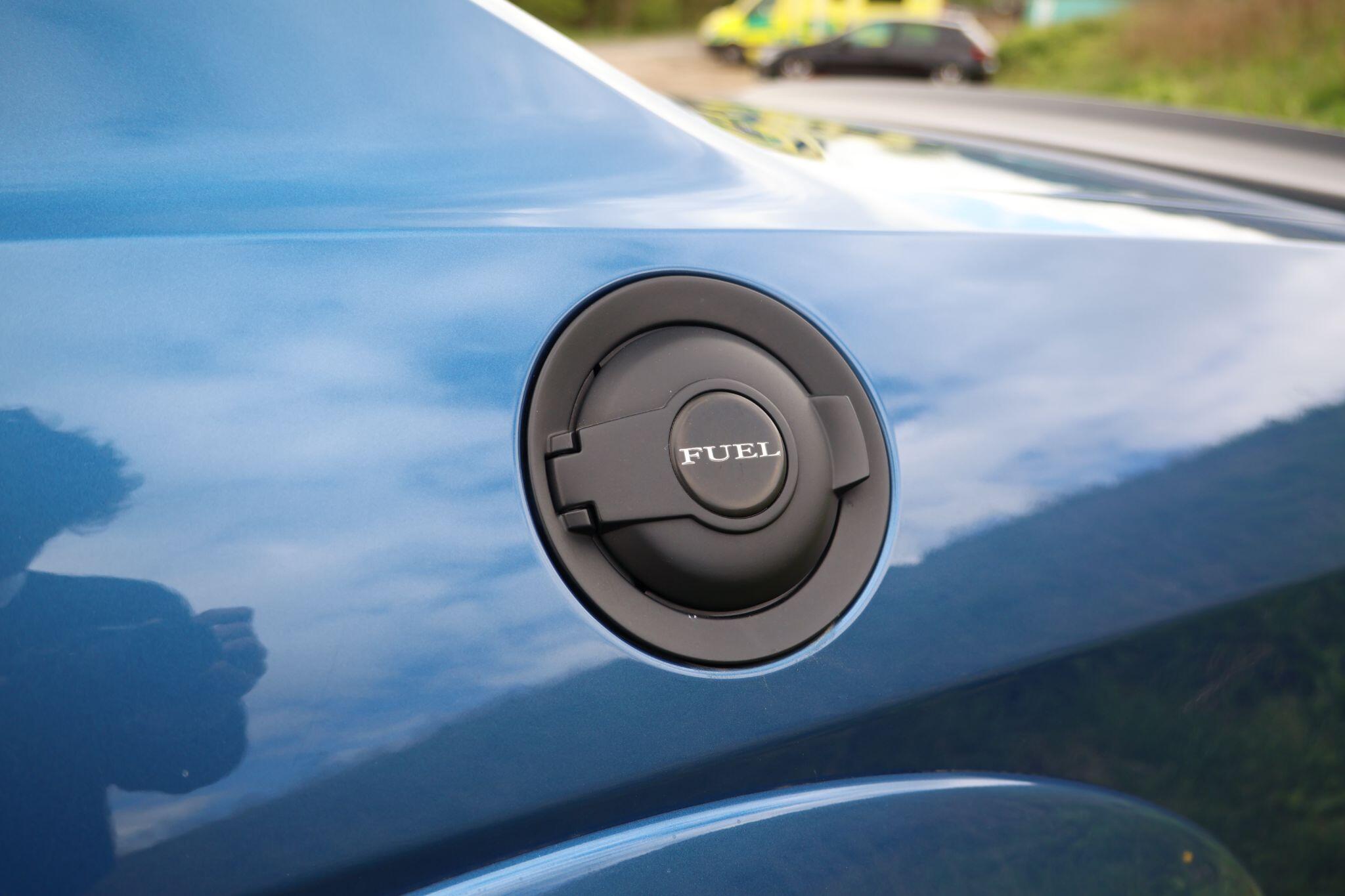 Dodge Challenger view 12