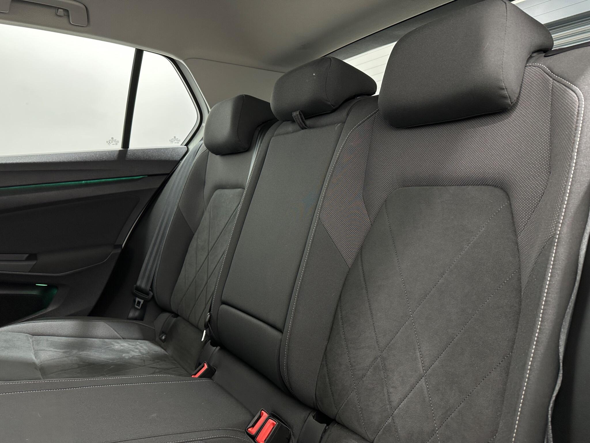 Volkswagen Golf view 39