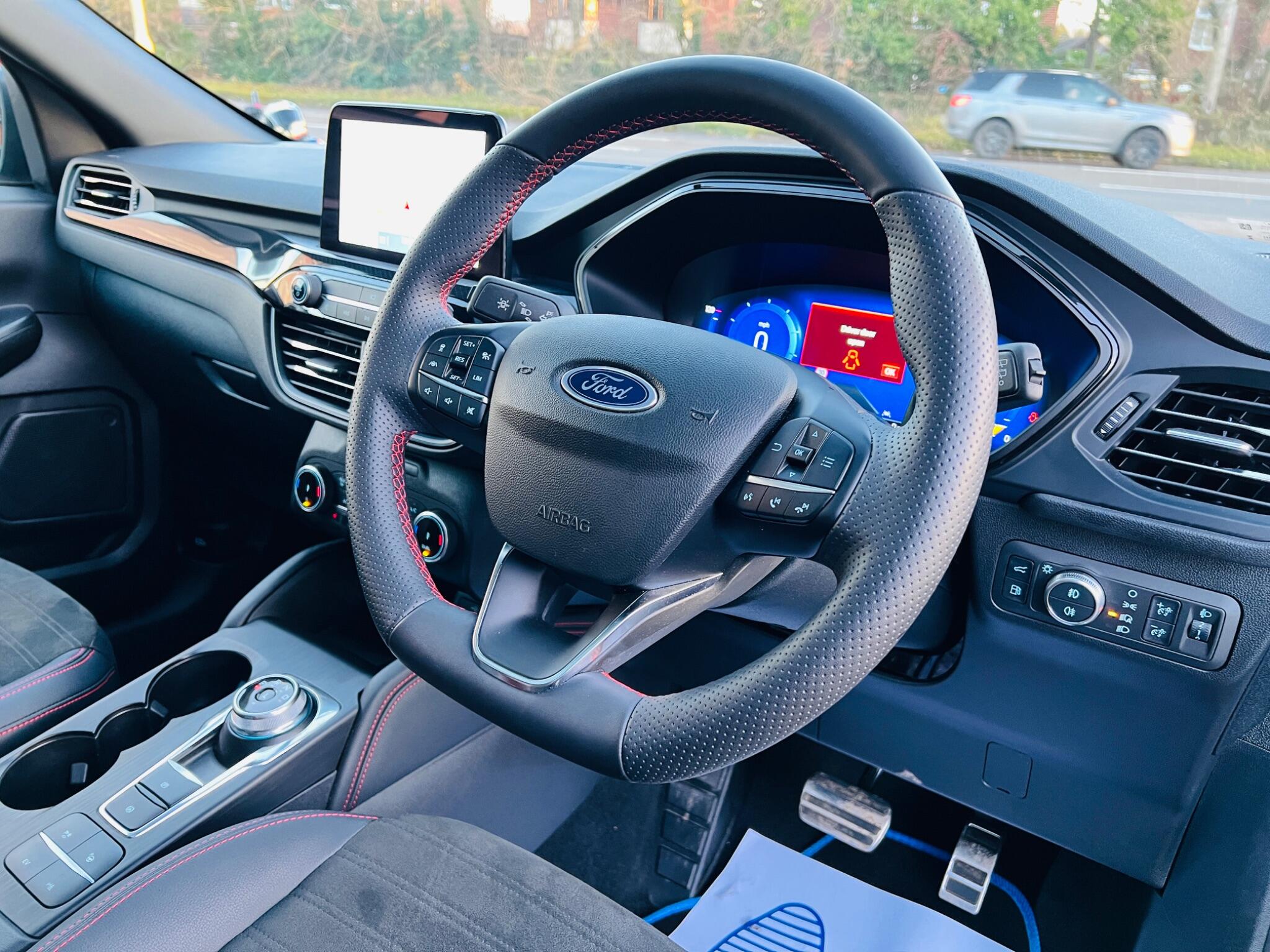 2023 Ford Kuga 2.5 EcoBoost Duratec 14.4kWh ST-Line X CVT Euro 6 (s/s) 5dr • 23,532 miles image 59