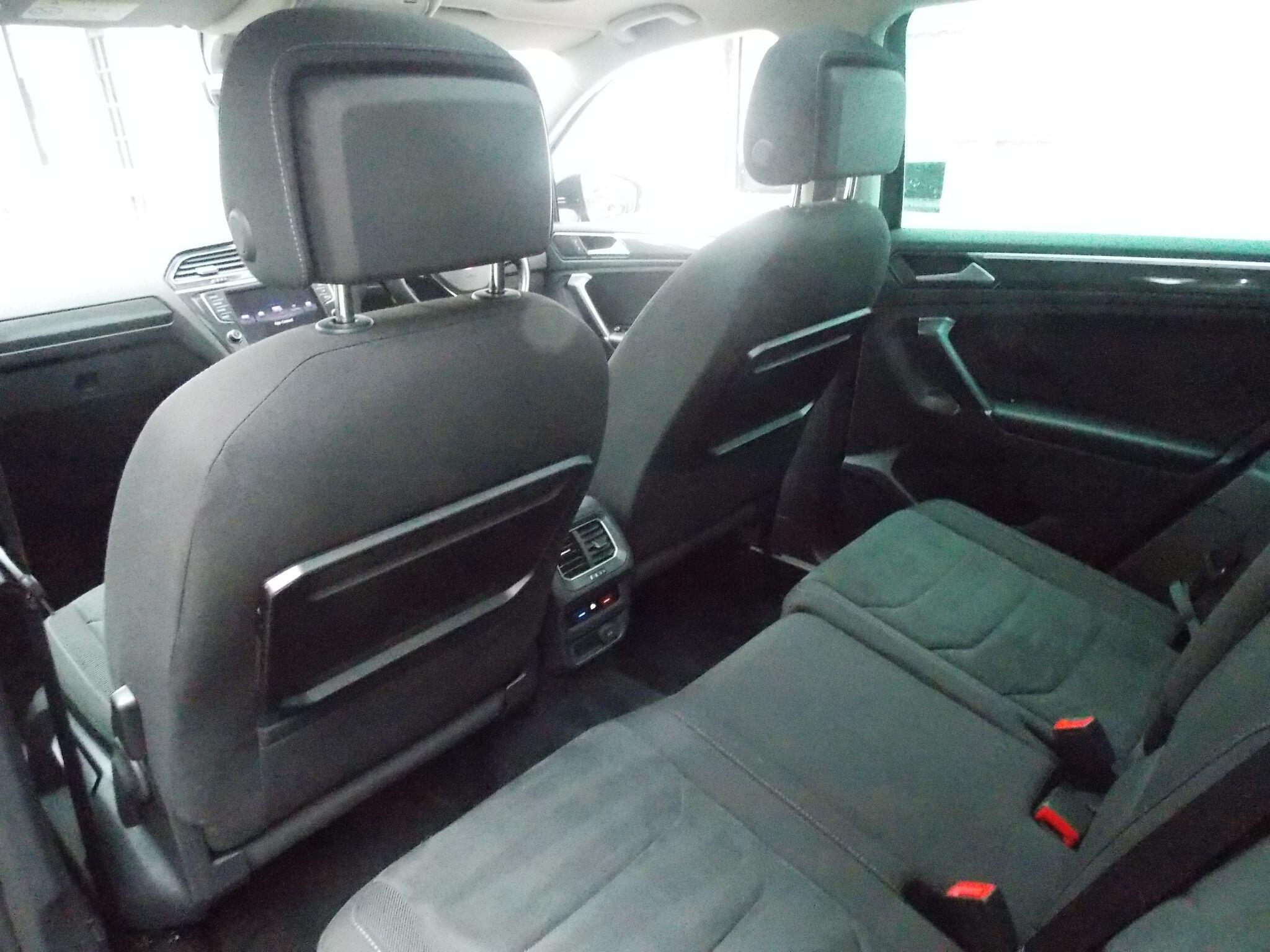 Volkswagen Tiguan view 69