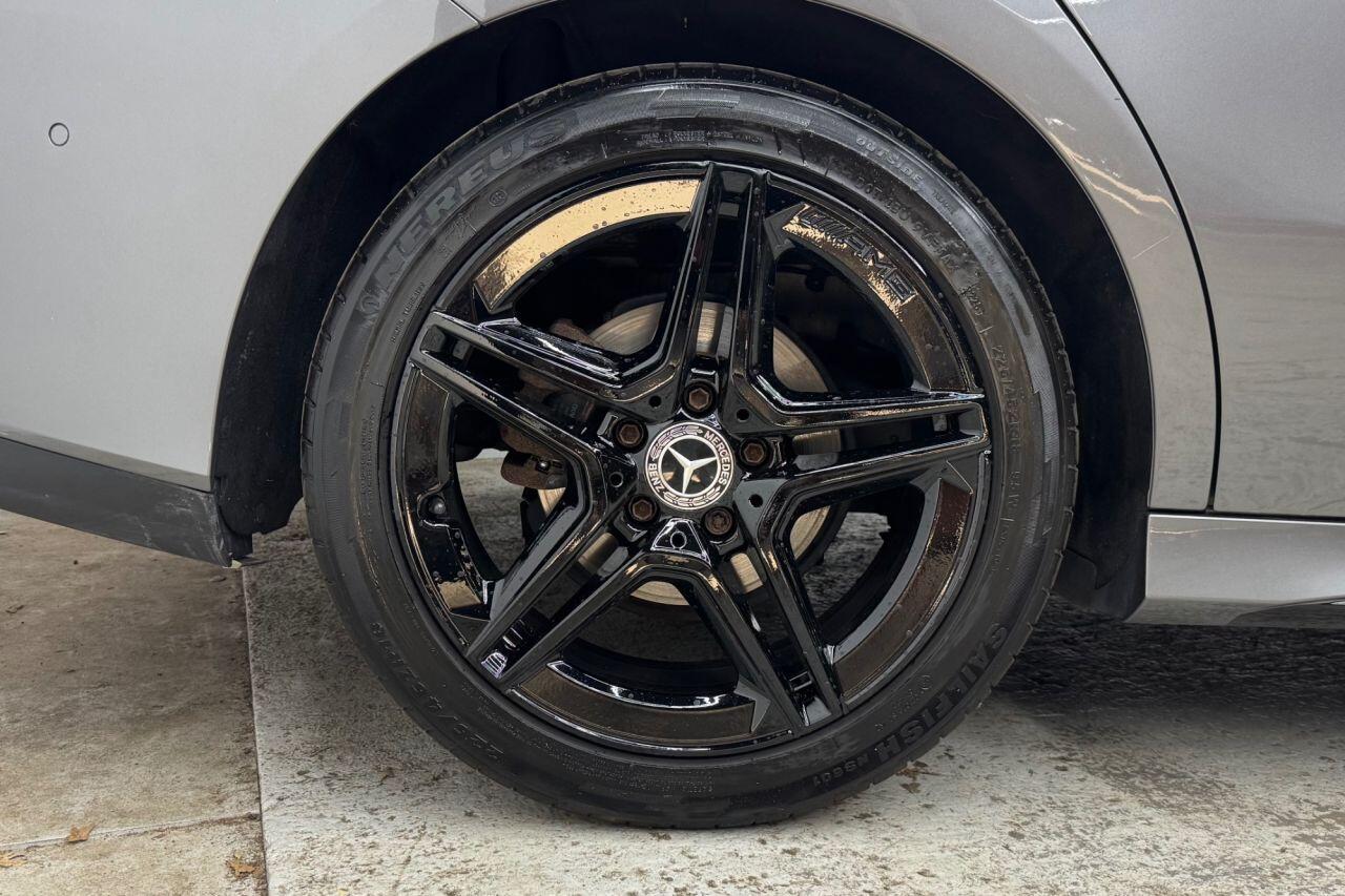Mercedes-Benz Cla view 13