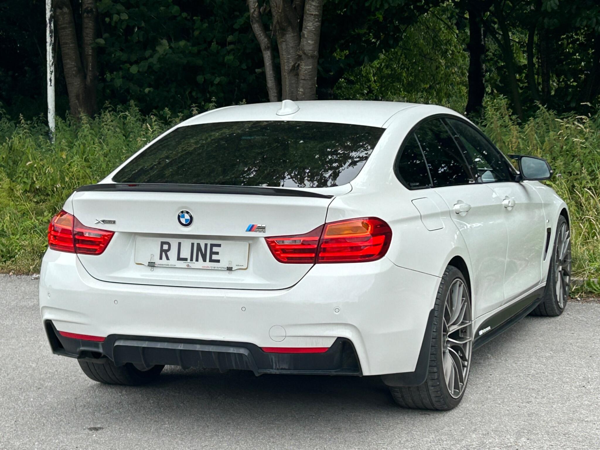 BMW 4 Series view 9
