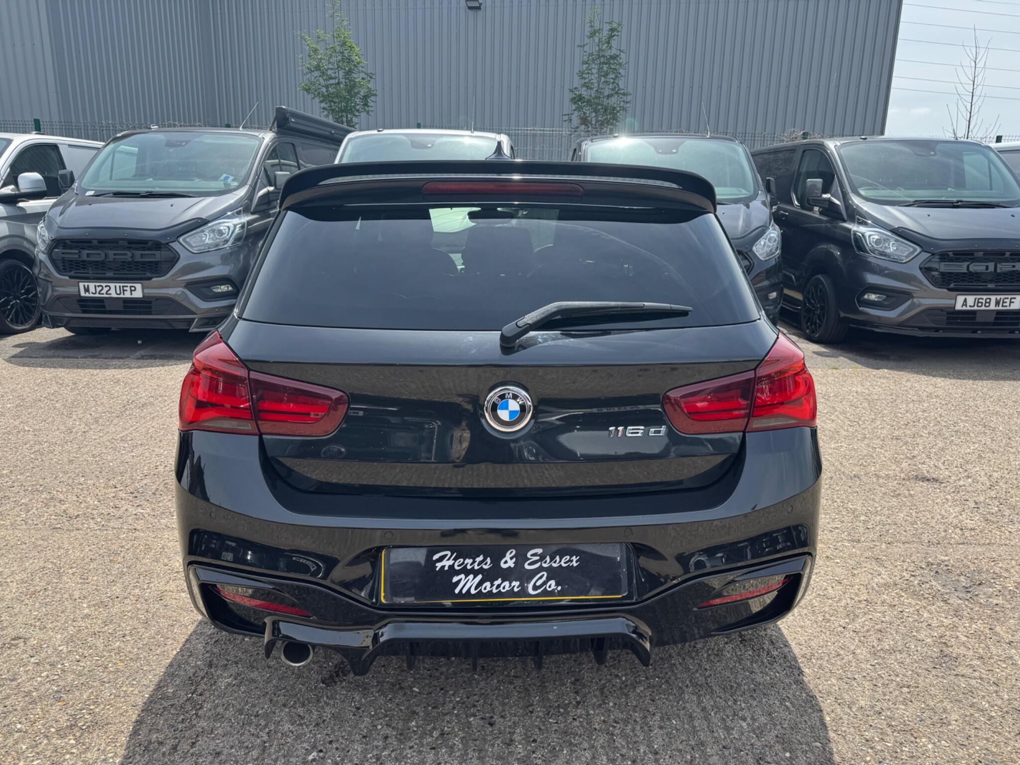 BMW 1 Series view 12