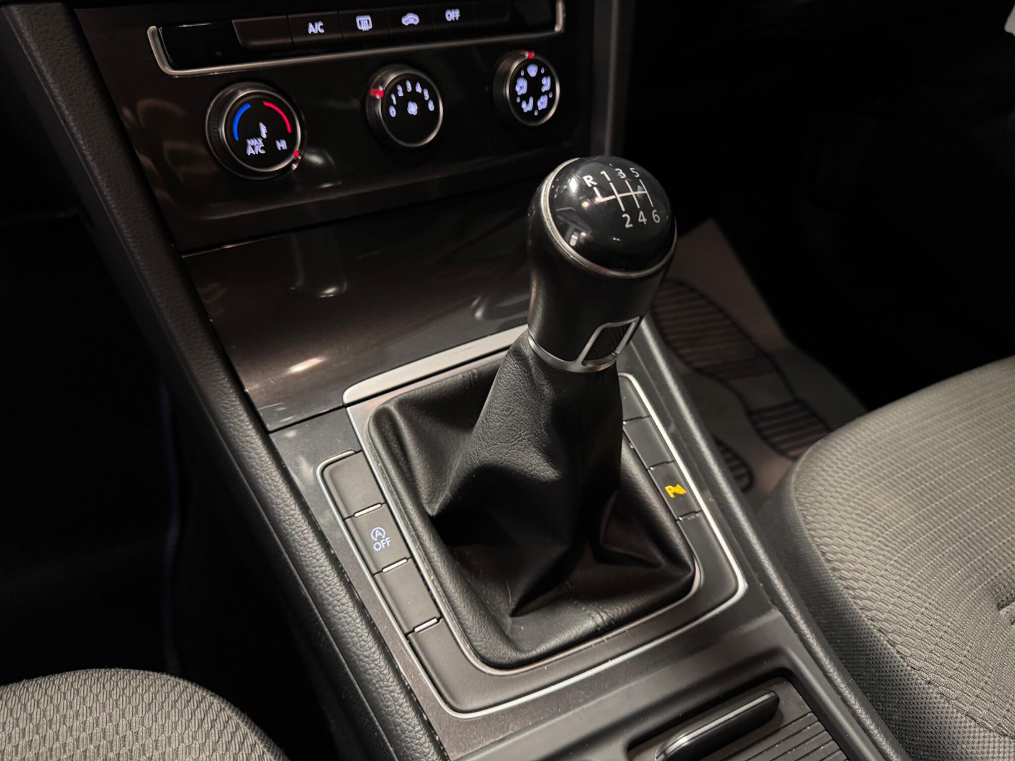 2019 Volkswagen Golf 1.0 TSI Match Euro 6 (s/s) 5dr • 87,000 miles image 29