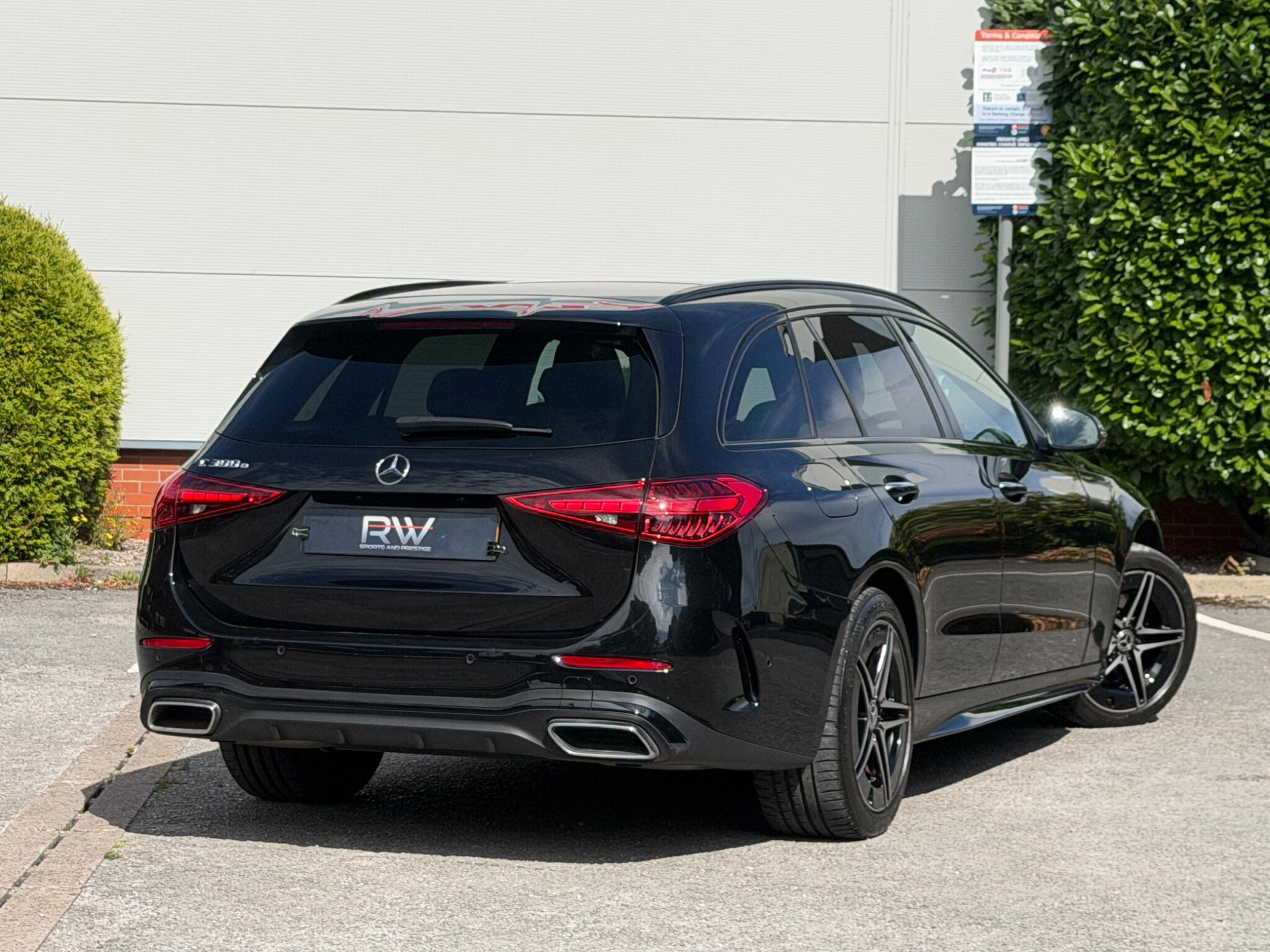 Mercedes-Benz C Class view 38