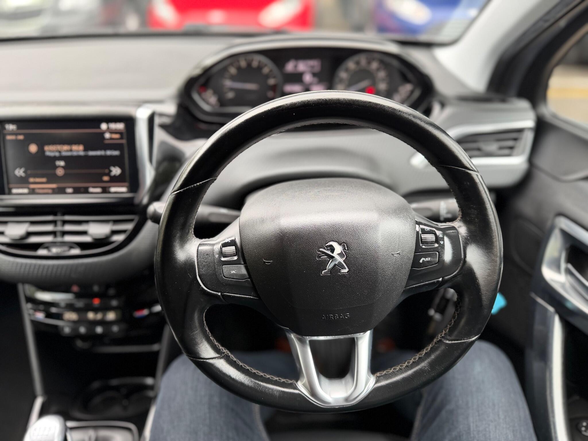 Peugeot 2008 view 28