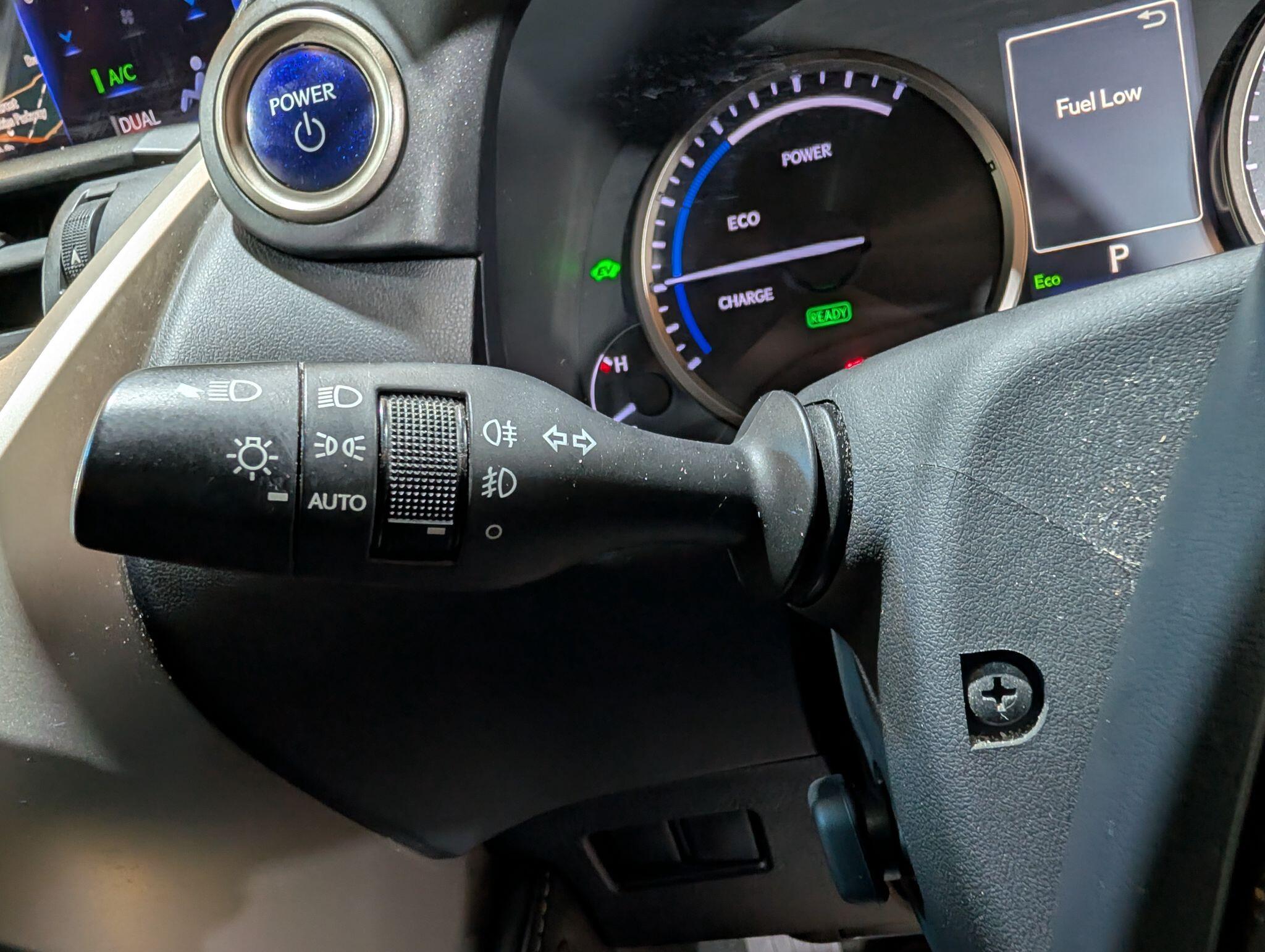Lexus NX view 35