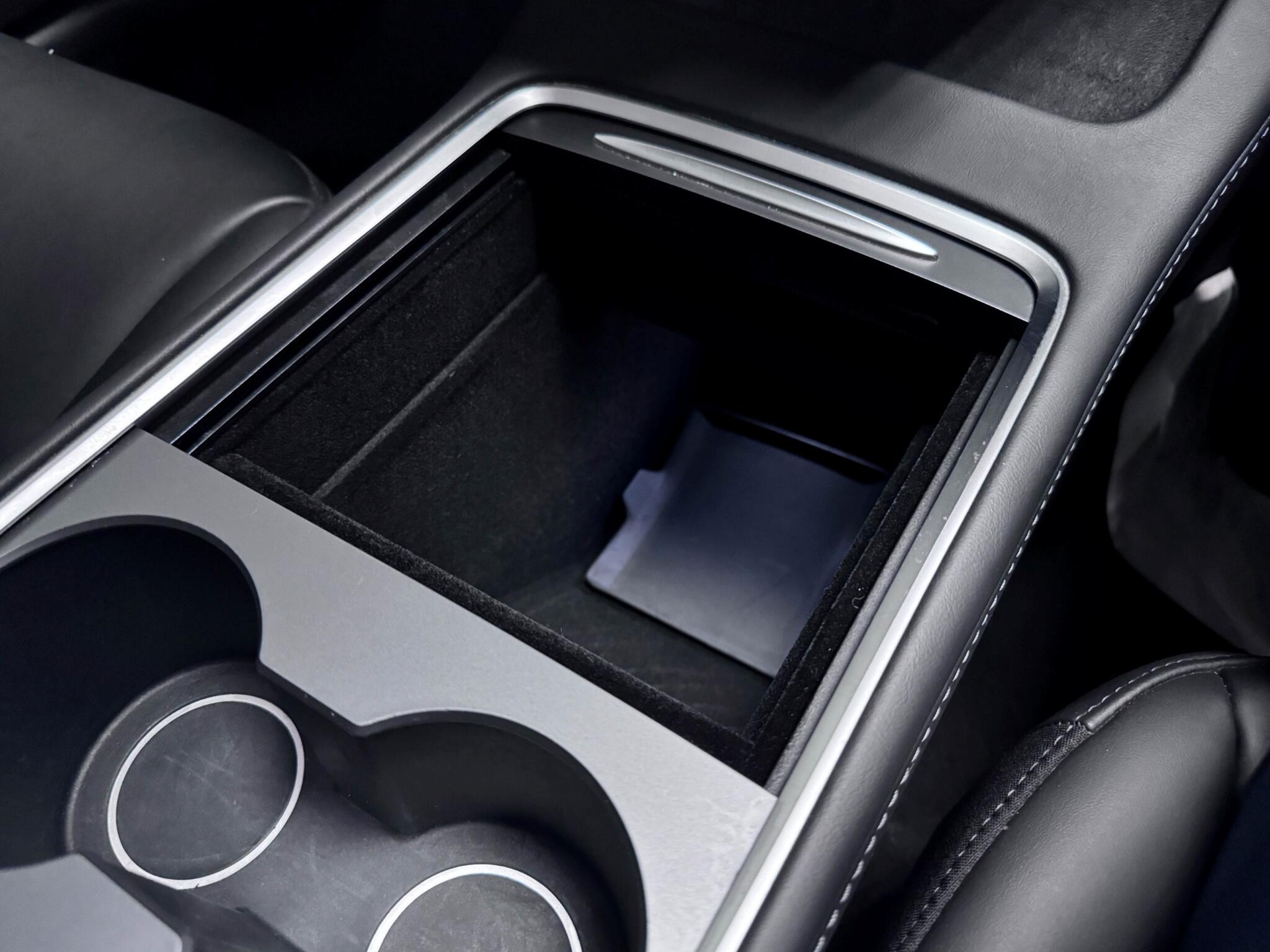 Tesla Model 3 view 37