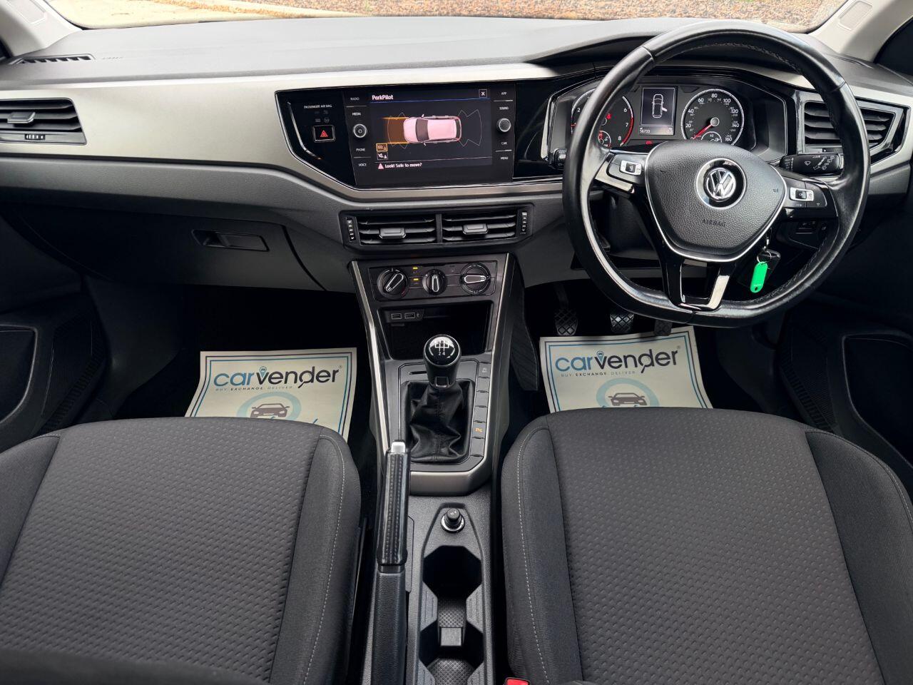 Volkswagen Polo view 5
