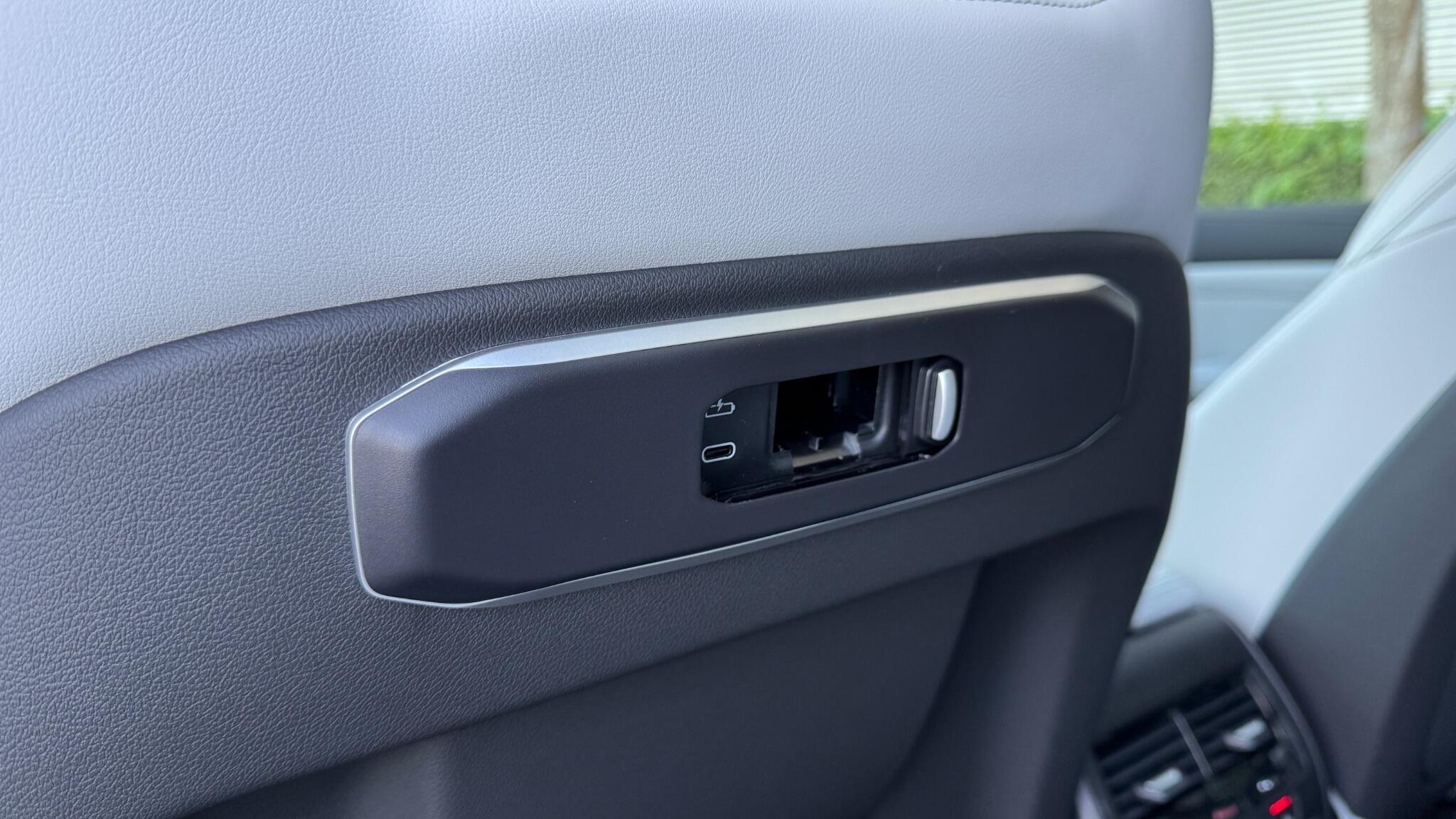 BMW X5 view 31