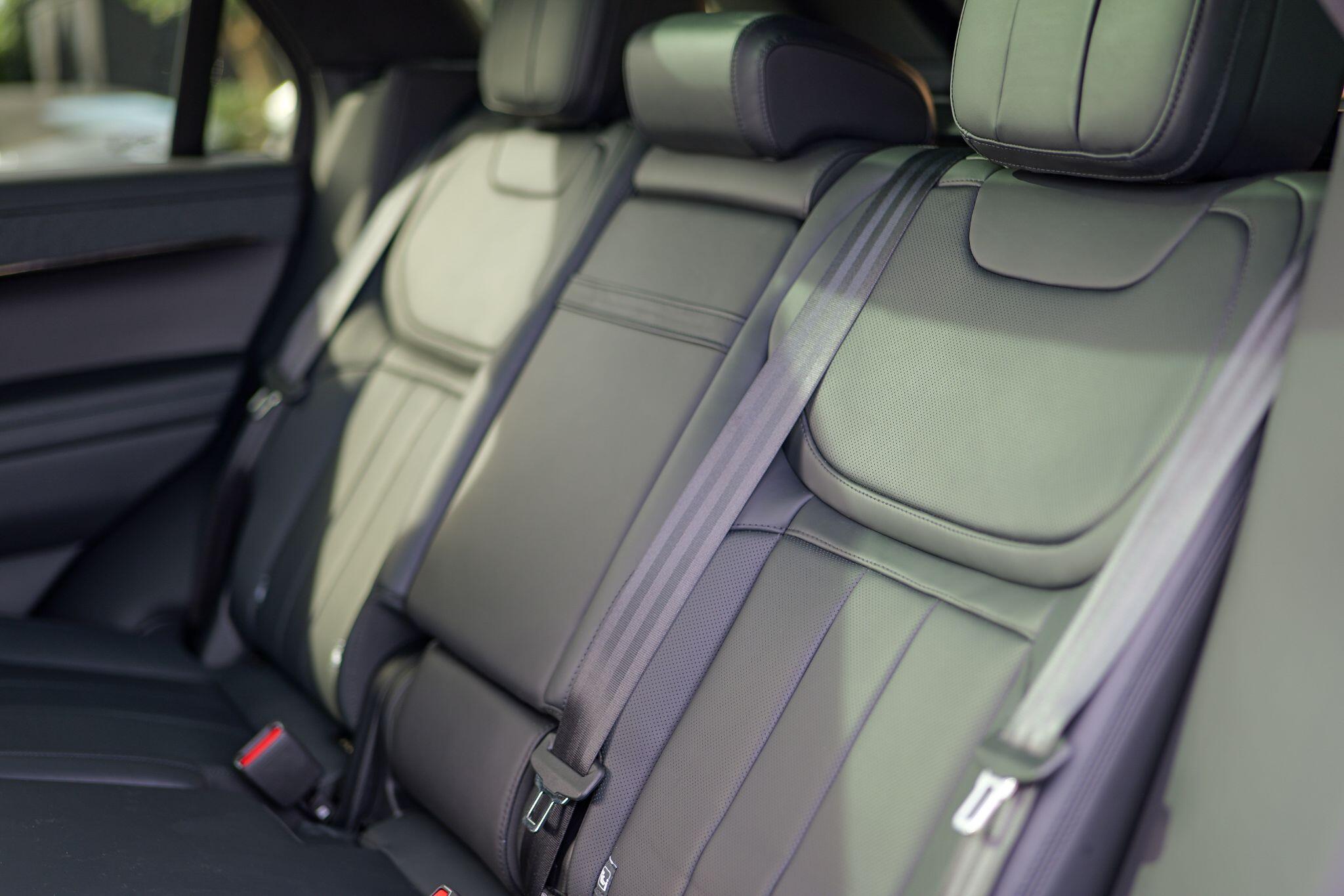 Land Rover Range Rover Sport view 28