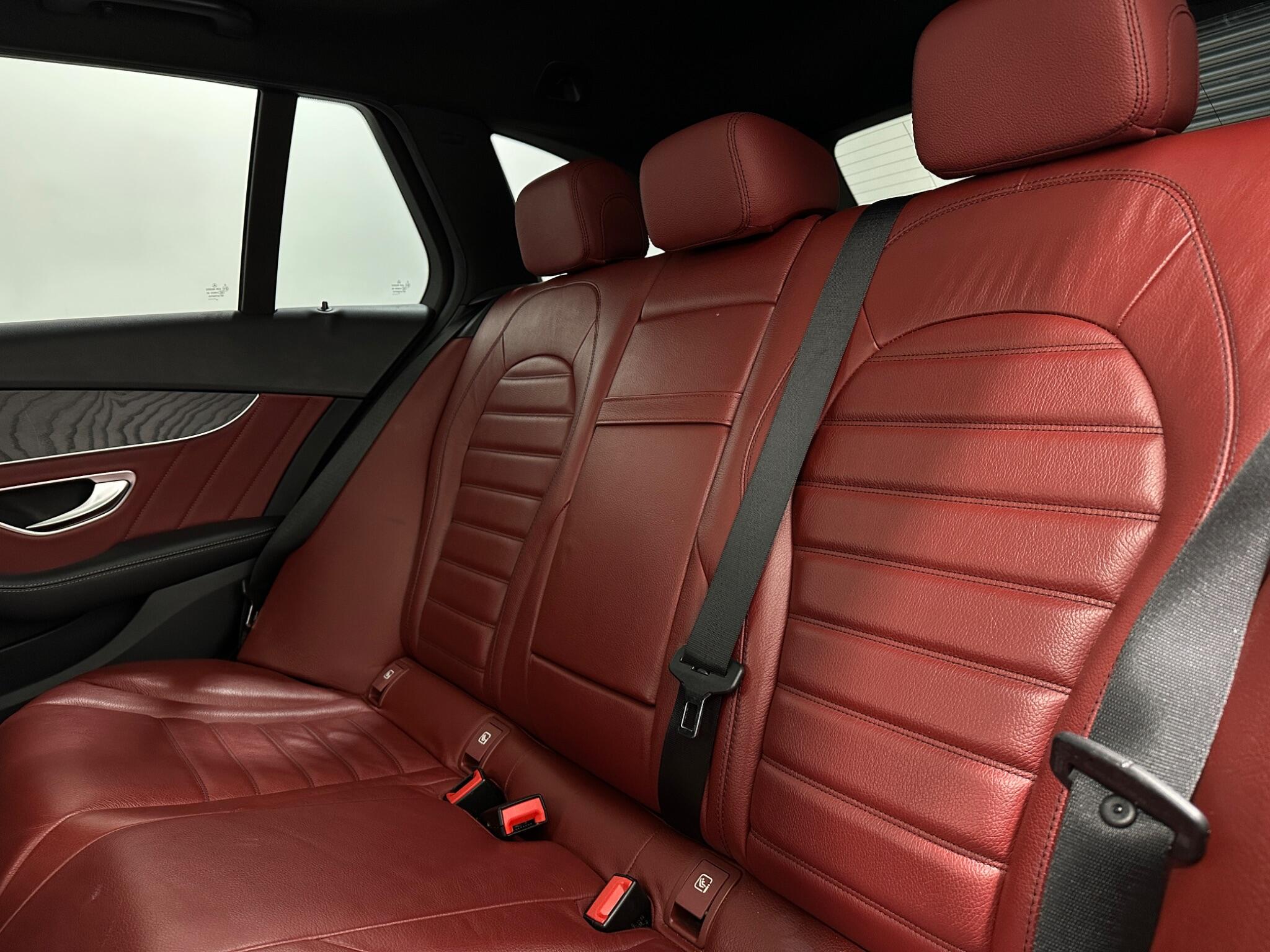Mercedes-Benz C Class view 41