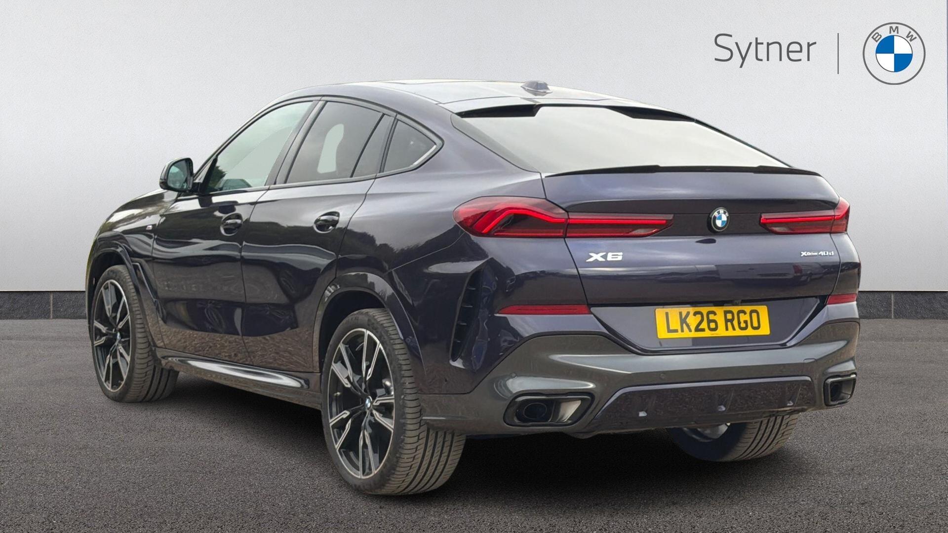BMW X6 view 2