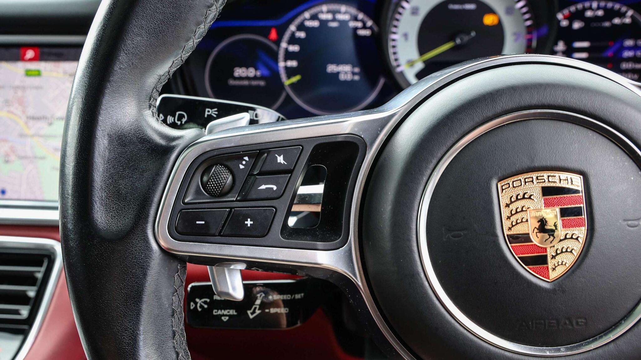 Porsche Panamera view 14