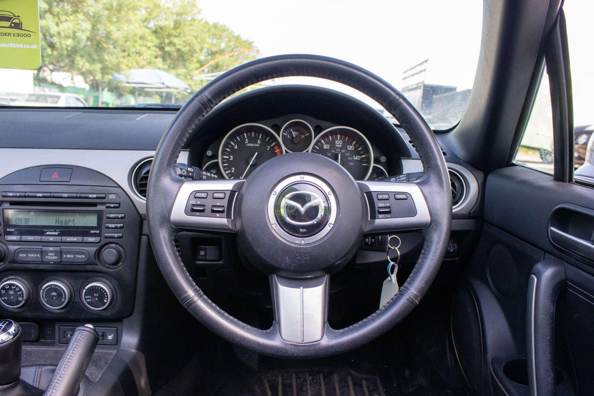 Mazda MX-5 view 14