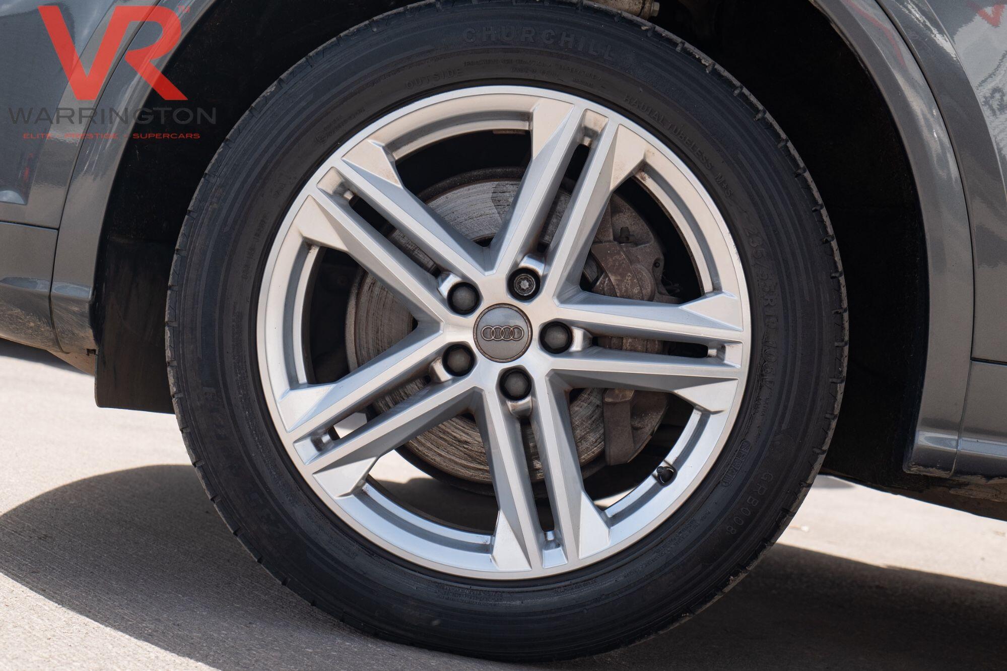 Audi Q5 view 37