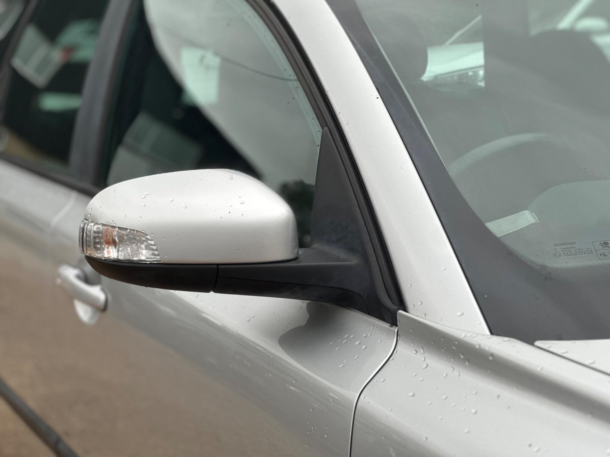 Volvo V50 view 23