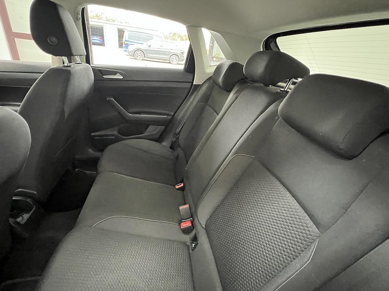 Volkswagen Polo view 16