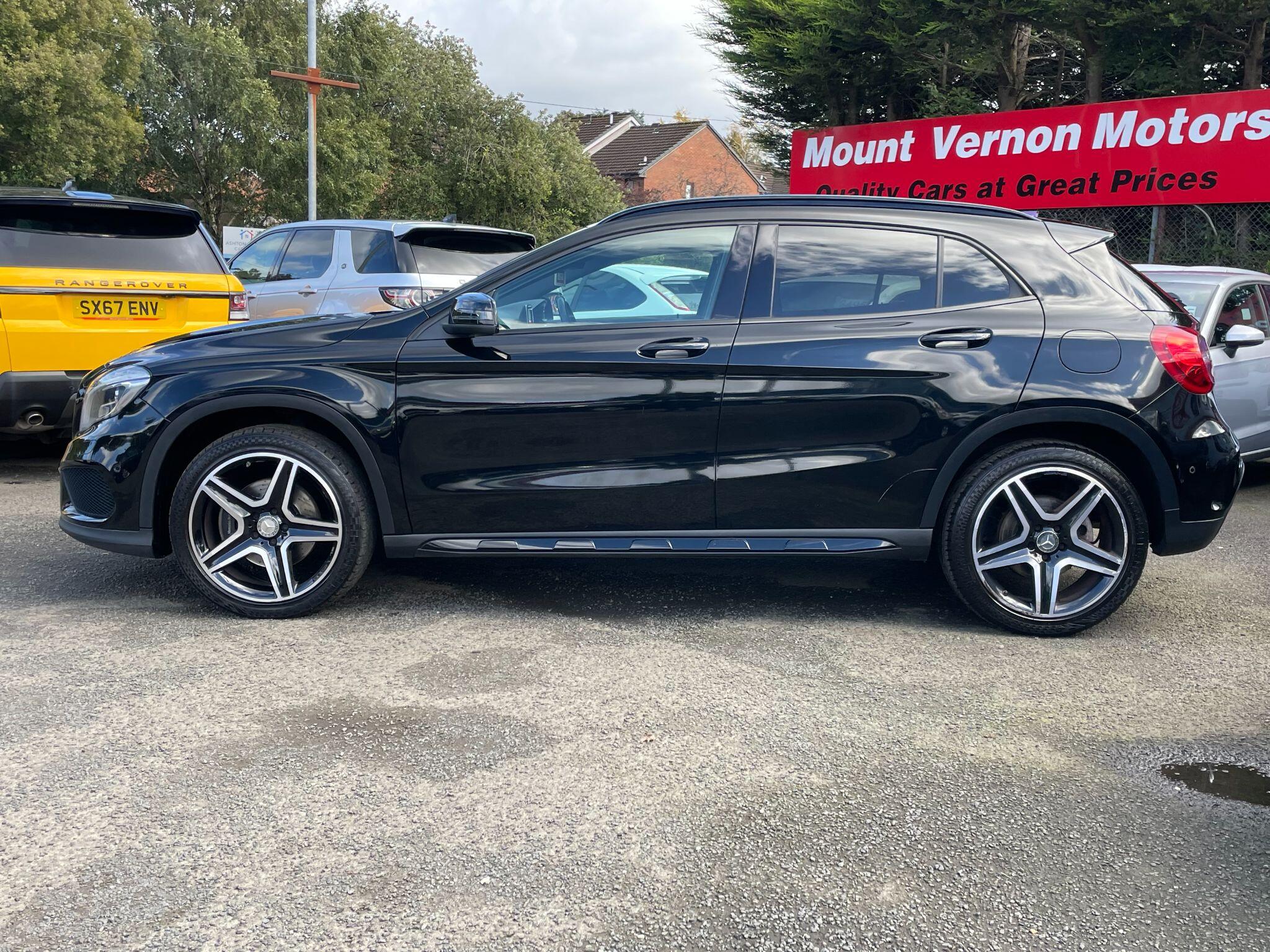 Mercedes-Benz Gla view 9