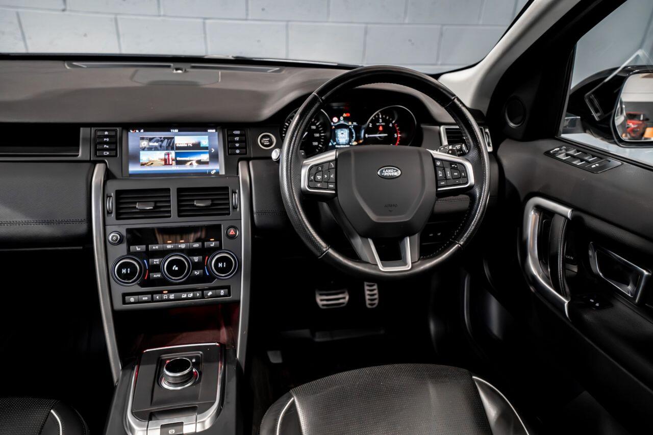 Land Rover Discovery Sport view 25