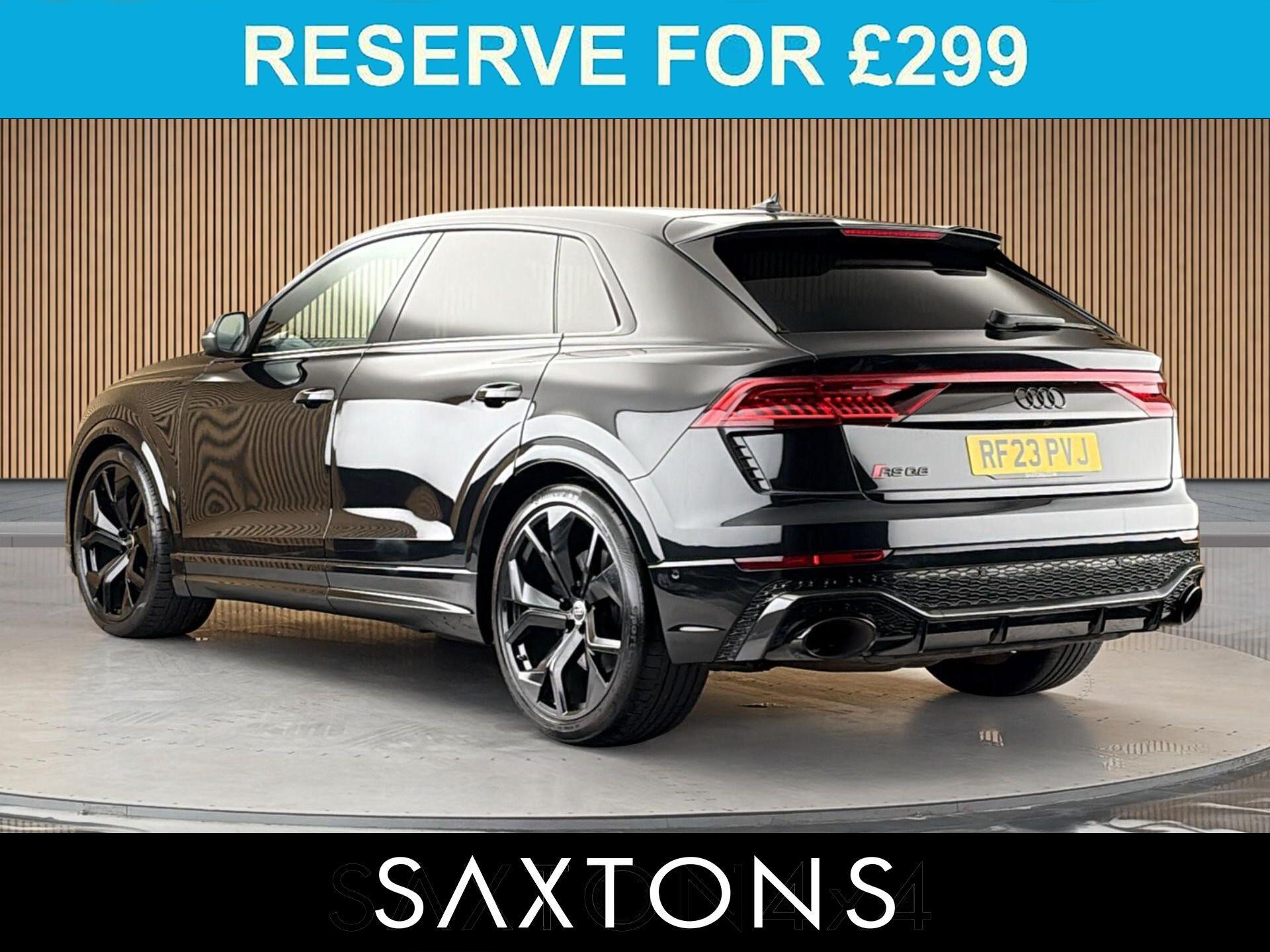 Audi RS Q8 view 2