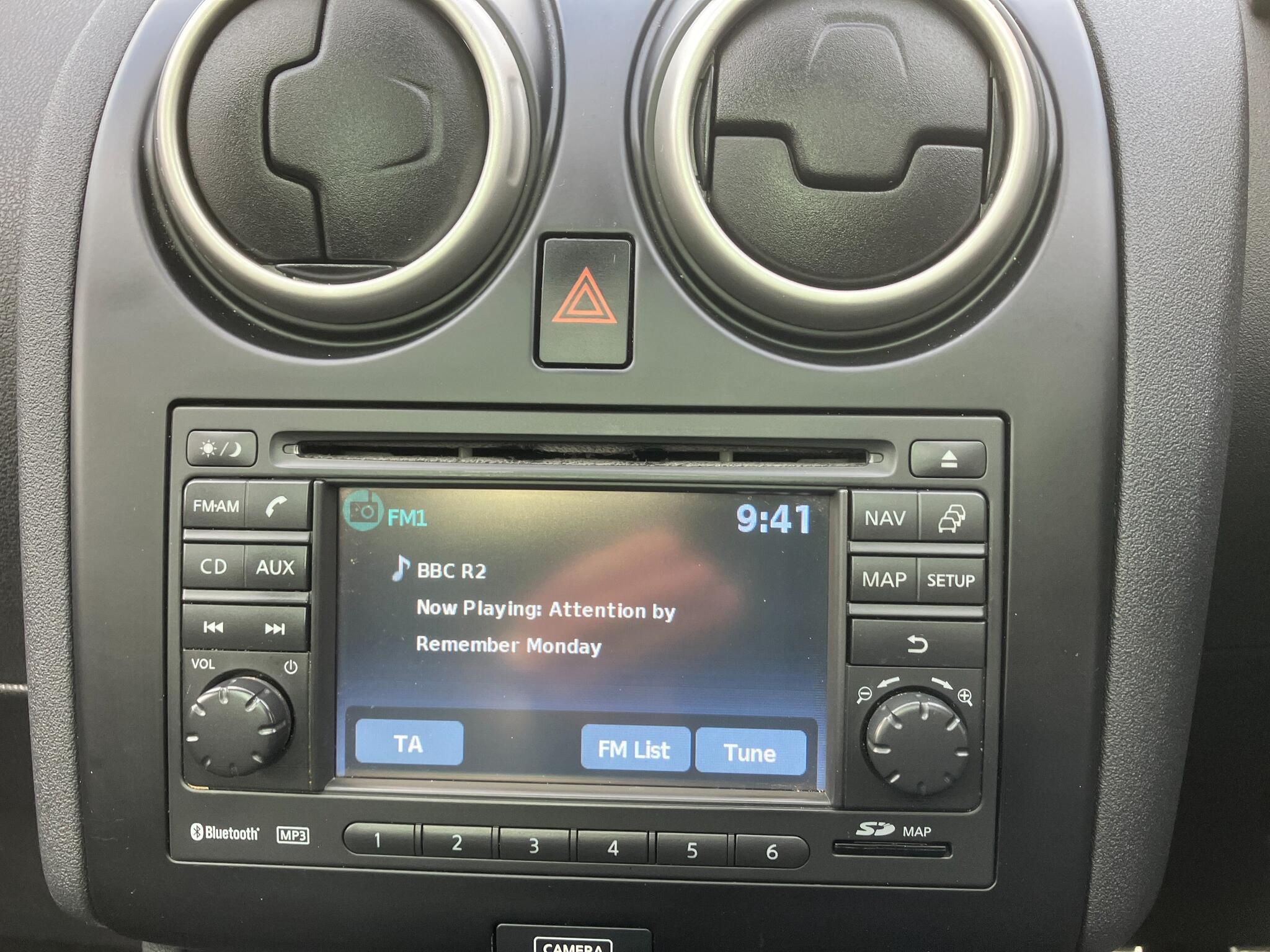 Nissan Qashqai+2 view 14
