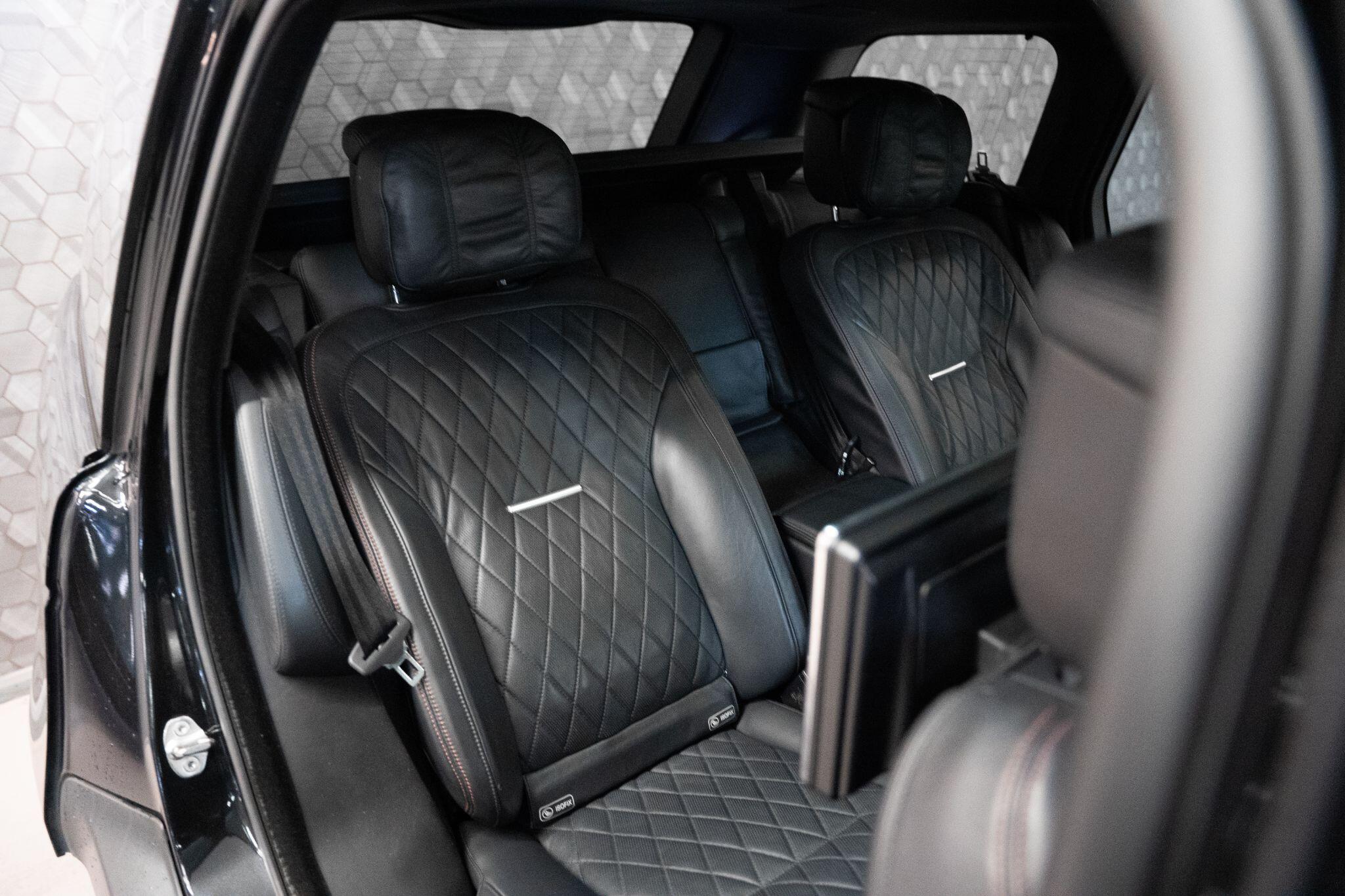 Land Rover Range Rover view 18