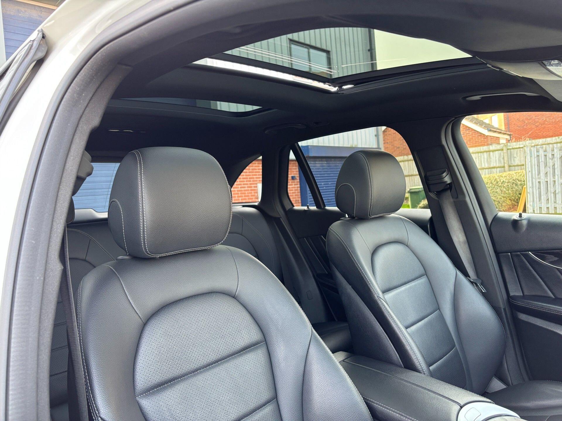 Mercedes-Benz GLC view 16