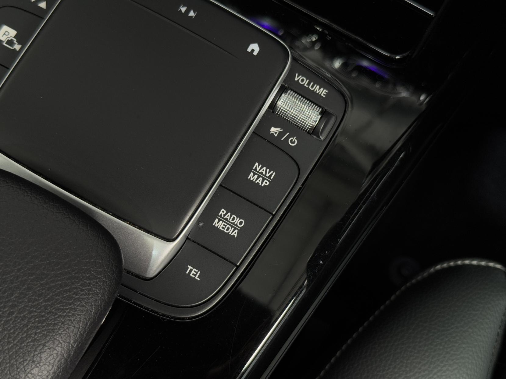 Mercedes-Benz A Class view 44