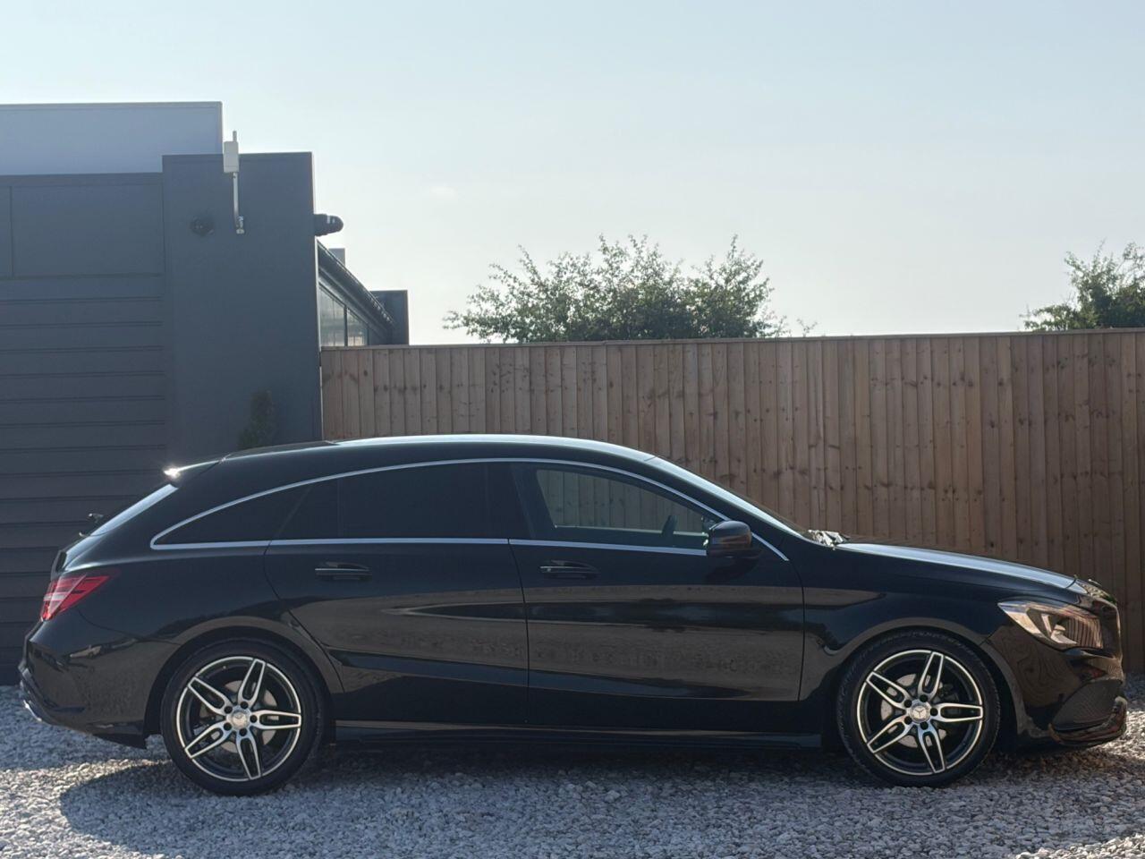 Mercedes-Benz Cla view 11